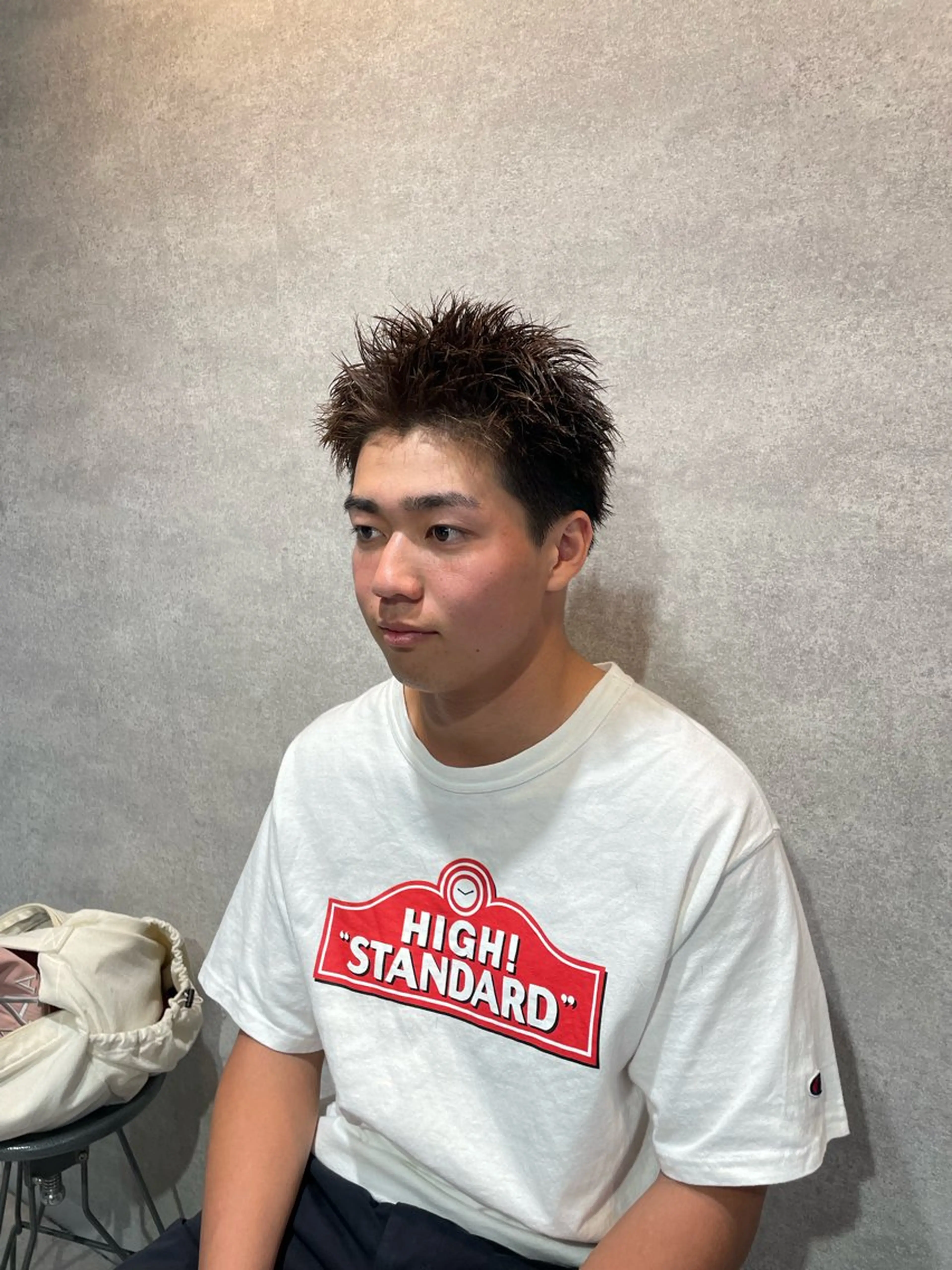 ショート メンズ スパイキーショート ショートヘア カット 垢抜けハイトーン☀／ 笑顔の美容師／しゅんのヘアスタイル