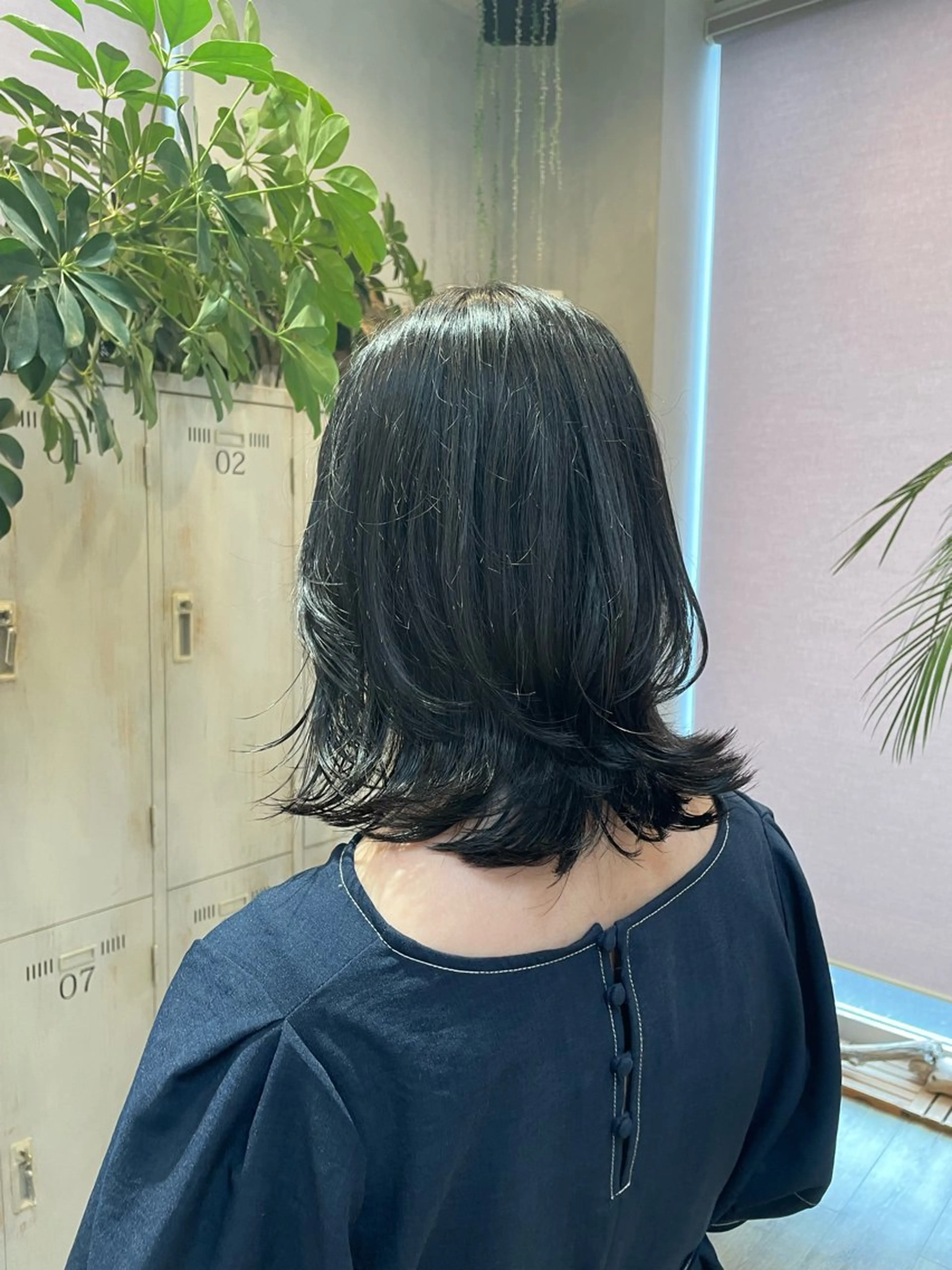 セミロング ハイレイヤー レイヤーカット ウルフカット ウルフレイヤー カット Agu hair lucca所属・白取 太一のヘアスタイル