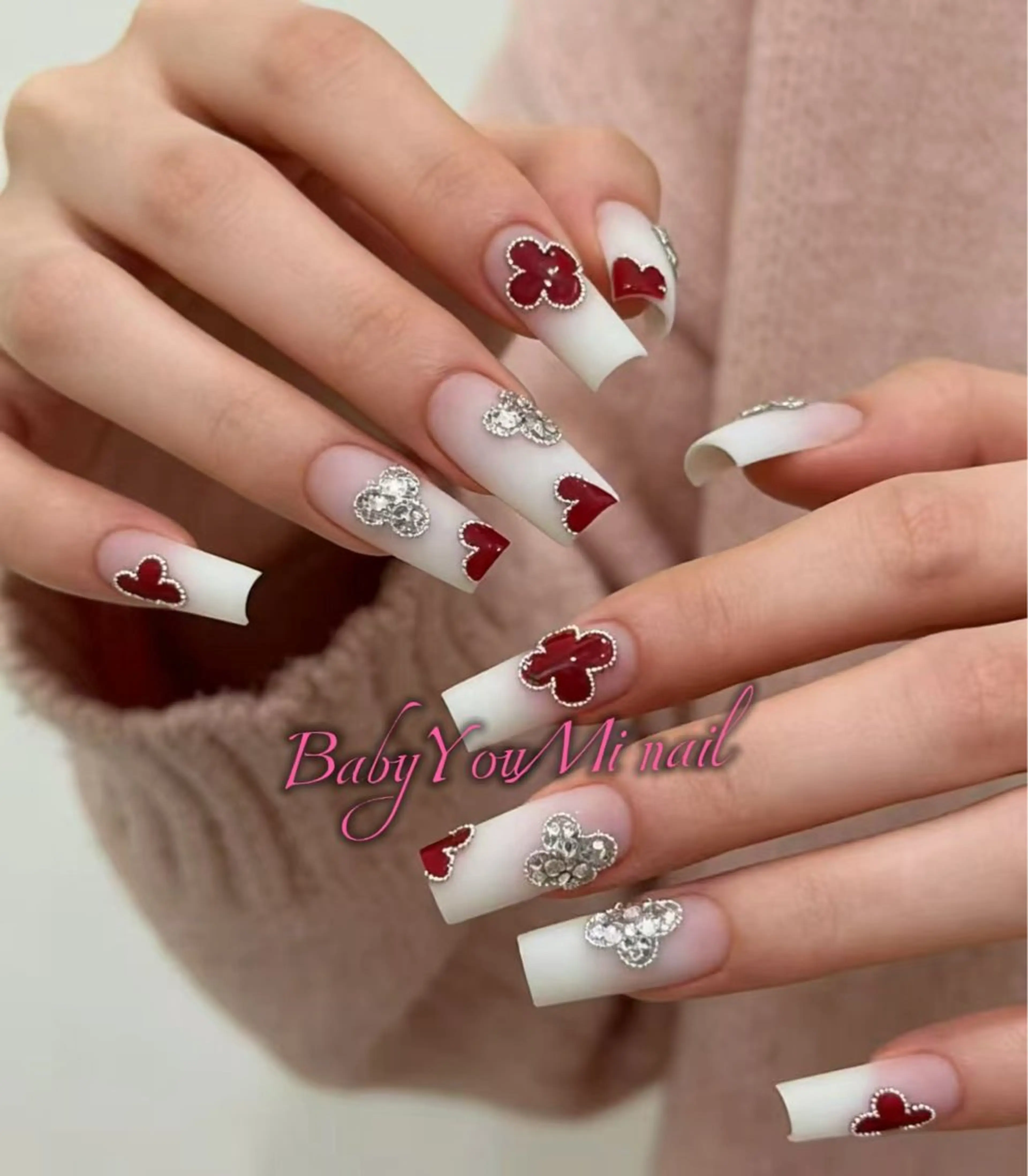 ネイル オーロラネイル 成人式 フットネイル フレンチネイル ジェルネイル ハンドネイル Oomiya 服部のネイルデザイン