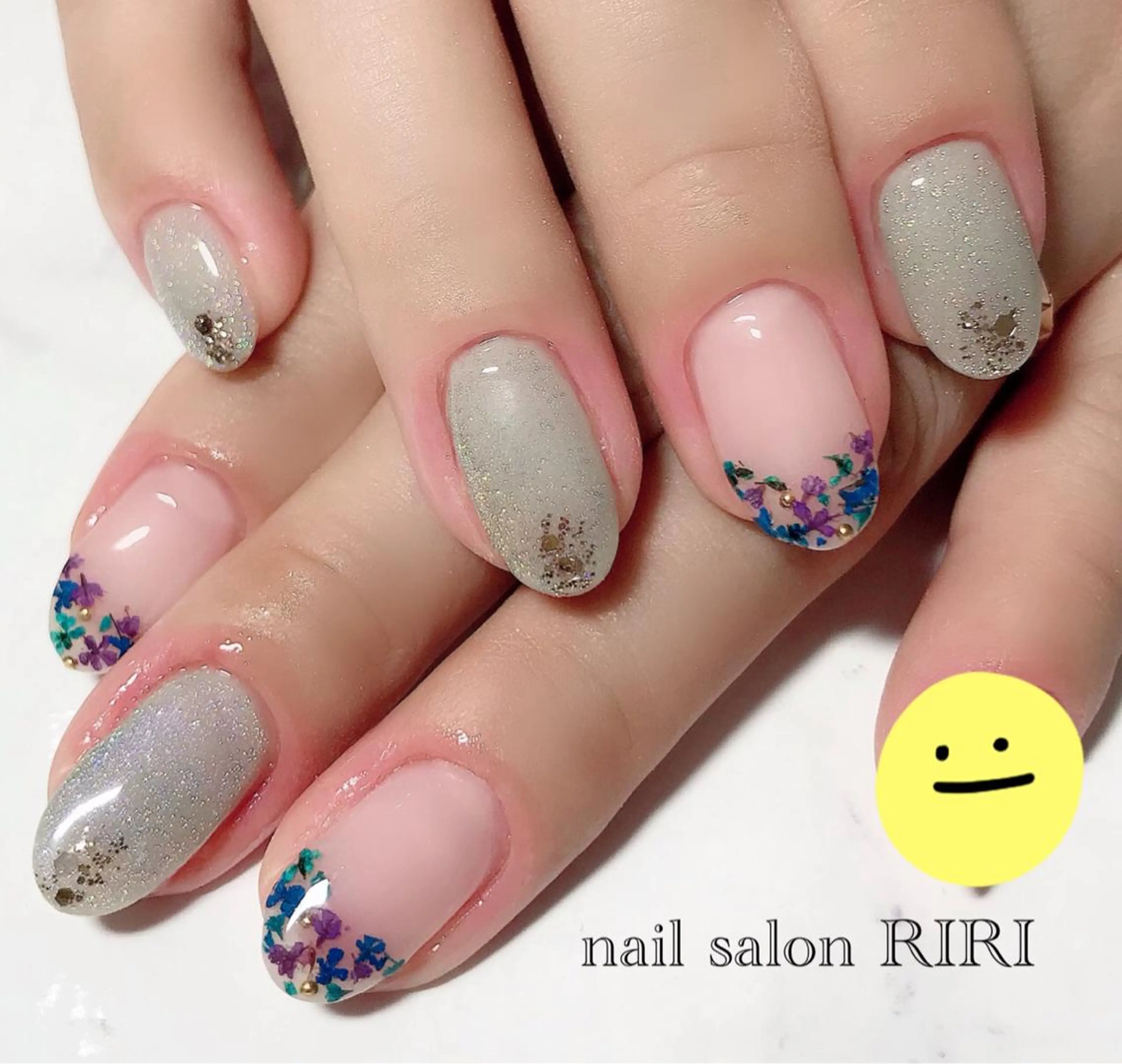 ネイル フレンチネイル マグネットネイル private  nail  salon RIRI所属・RIRI リリのネイルデザイン