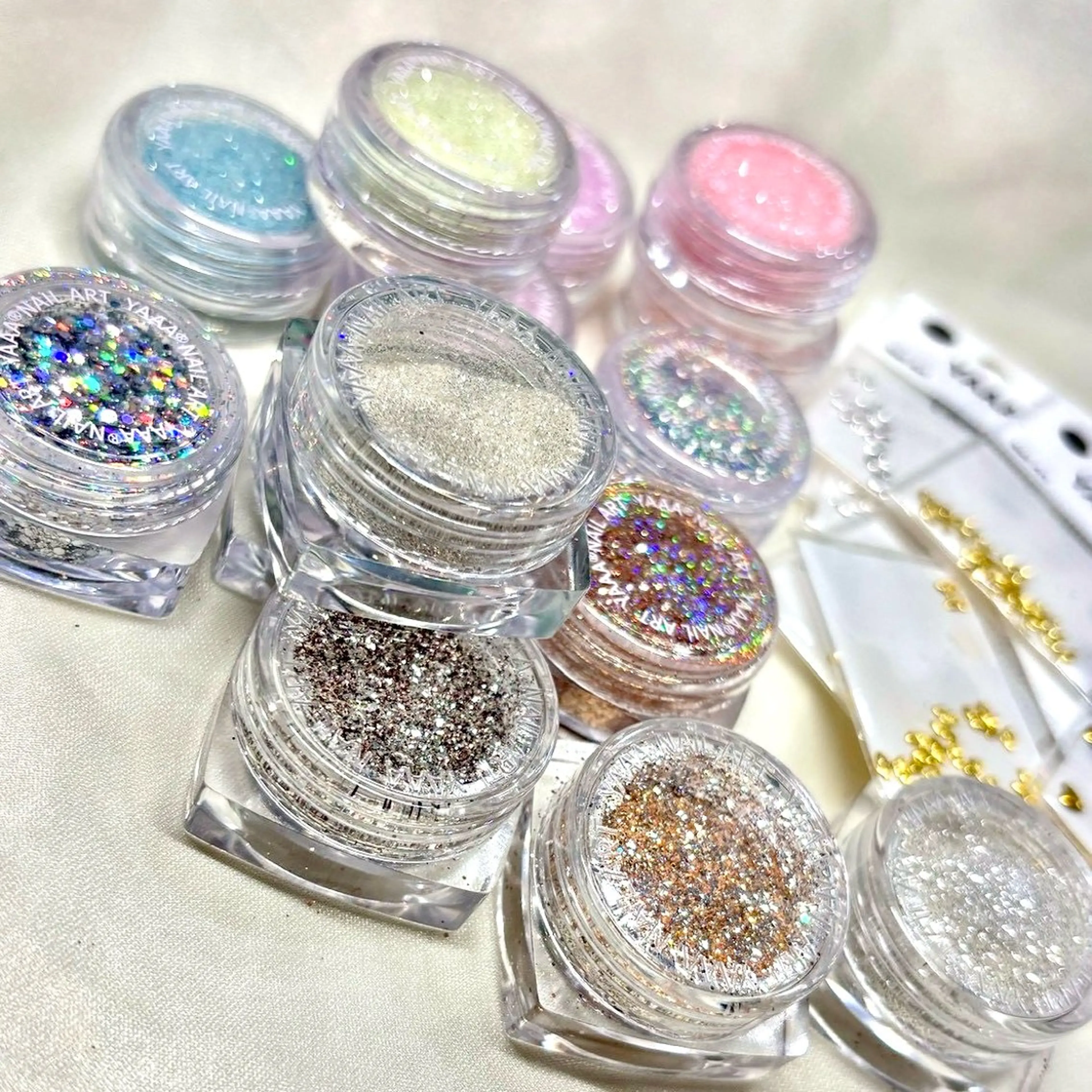 ラメグラデーション˖. ݁𝜗𝜚. ݁₊【オフ無料】の写真