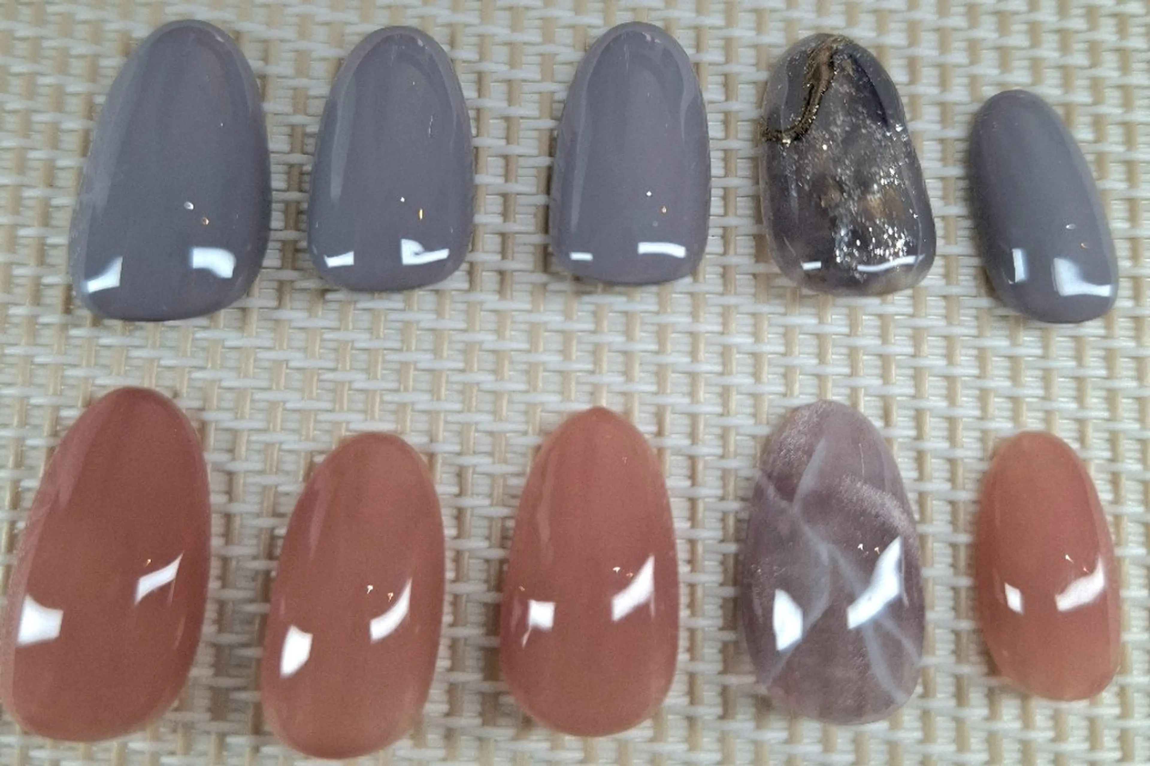 ネイル KURONOSUHAIRDESIGN所属・岡林 えりのネイルデザイン