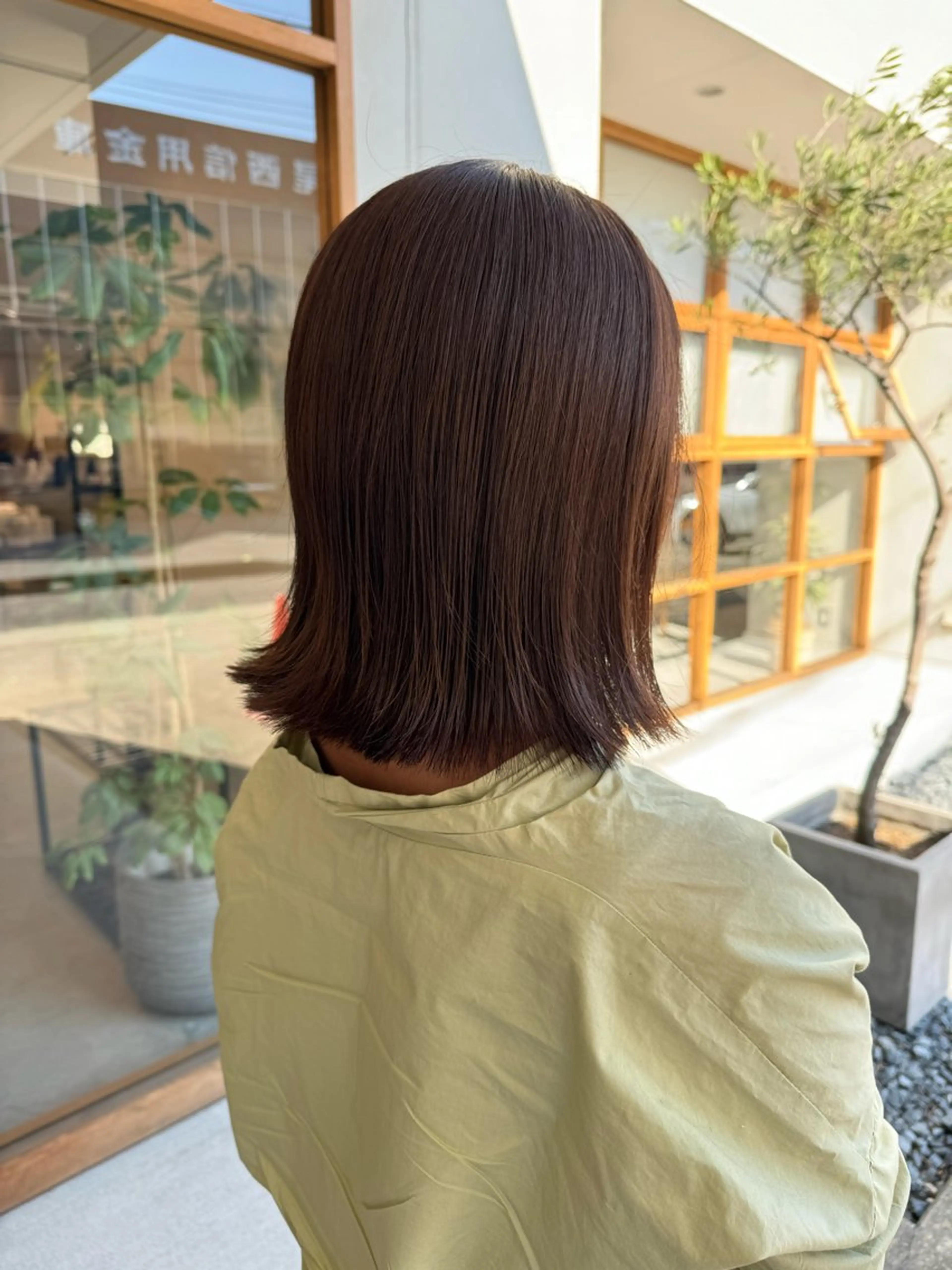 ミディアム カラー 蟹江 聡太✨レイヤーカットのヘアスタイル