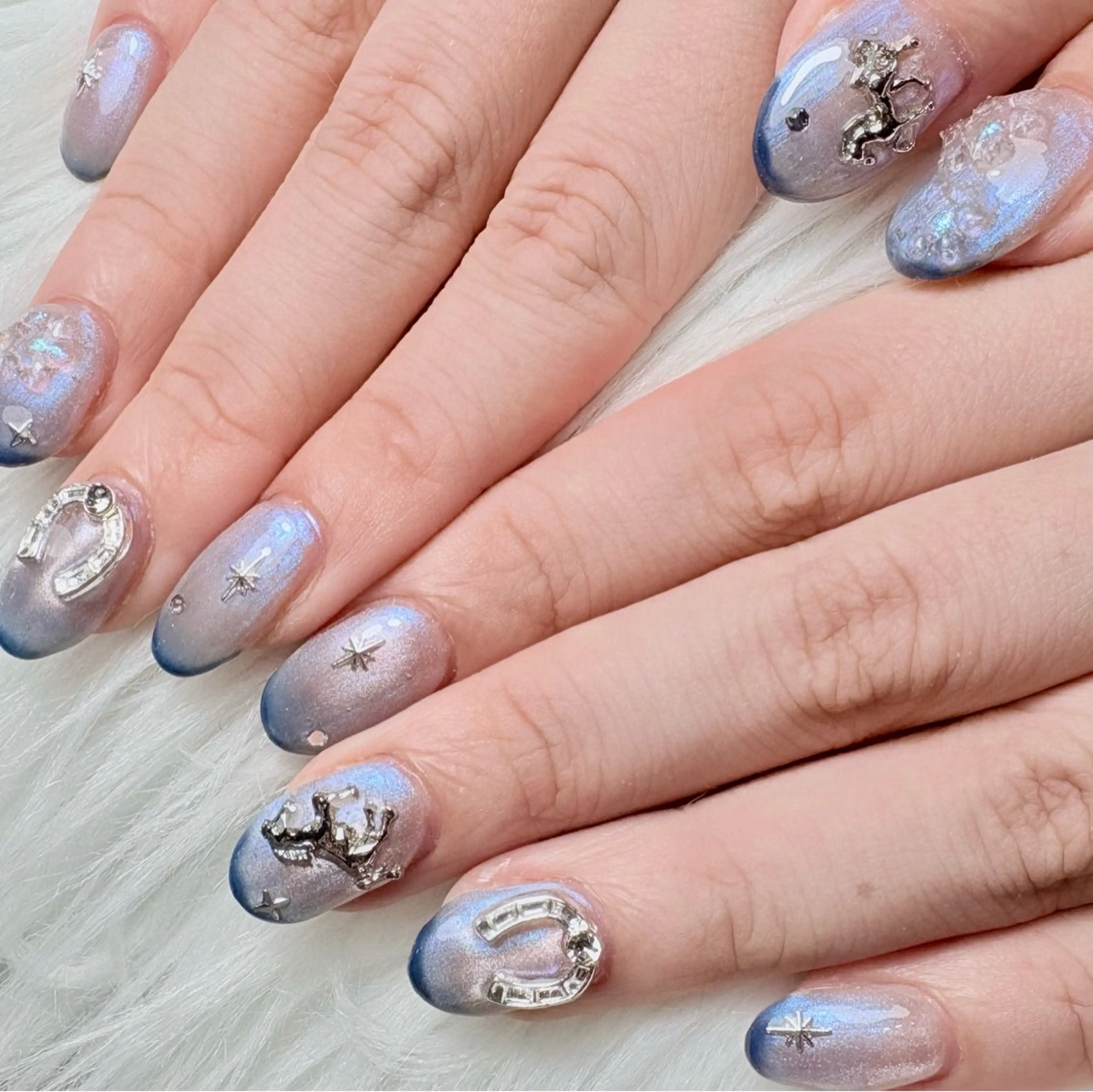 ネイル ハンドネイル 山科駅徒歩3分❣️ 代表　紗恵子のネイルデザイン