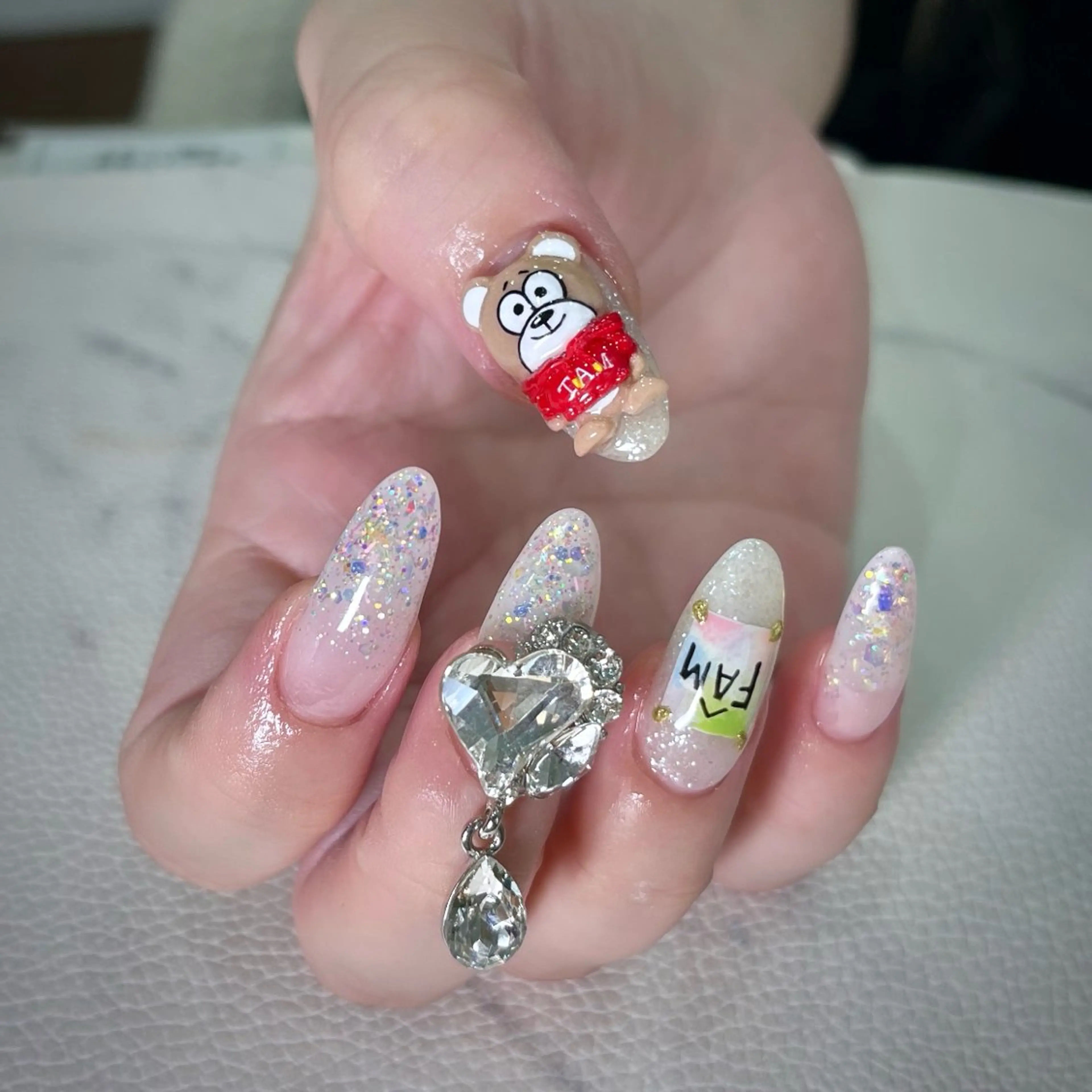 ネイル METORO NAILのネイルデザイン