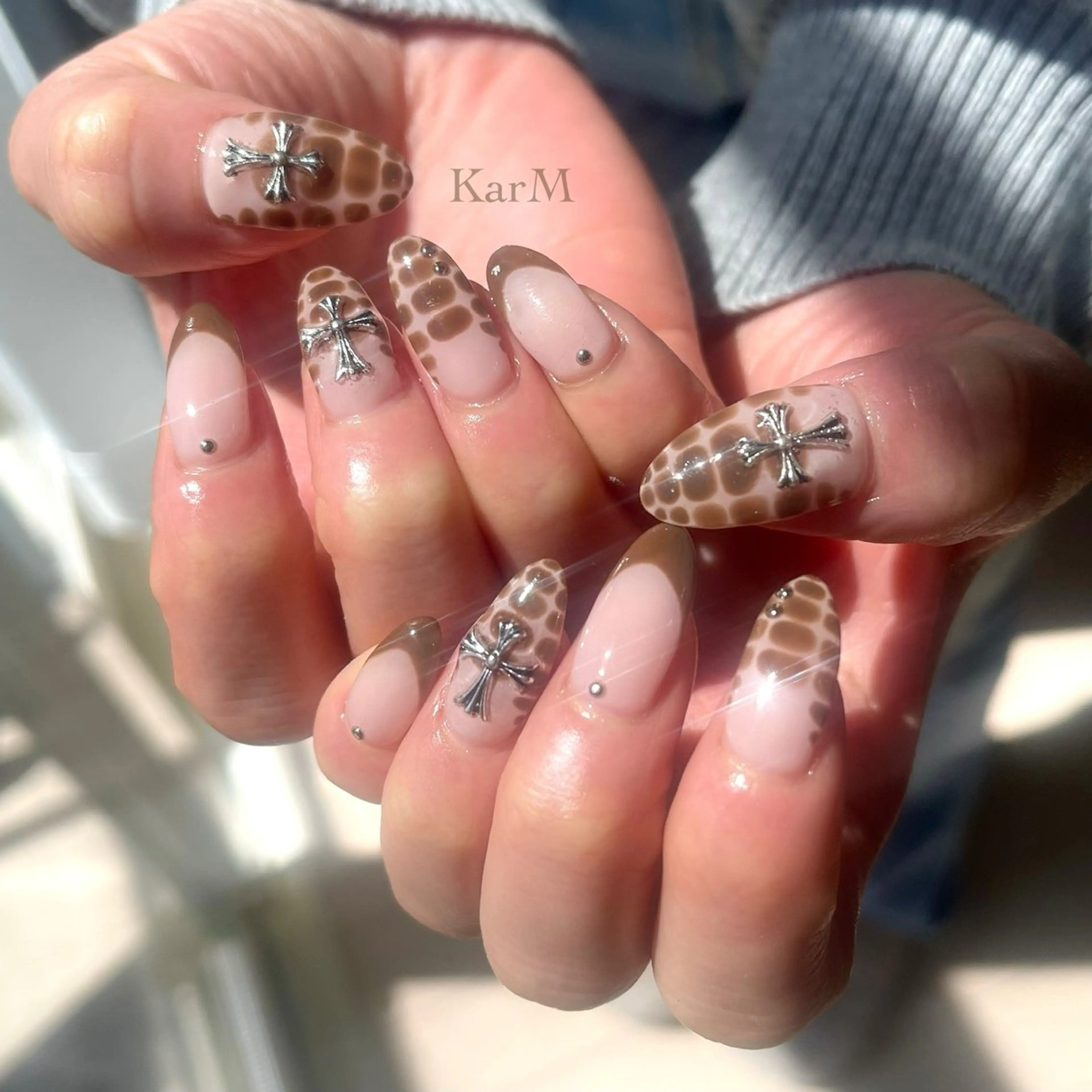 ネイル アートネイル オーロラネイル チークネイル フラッシュネイル フレンチネイル ハンドネイル ogino karinのネイルデザイン