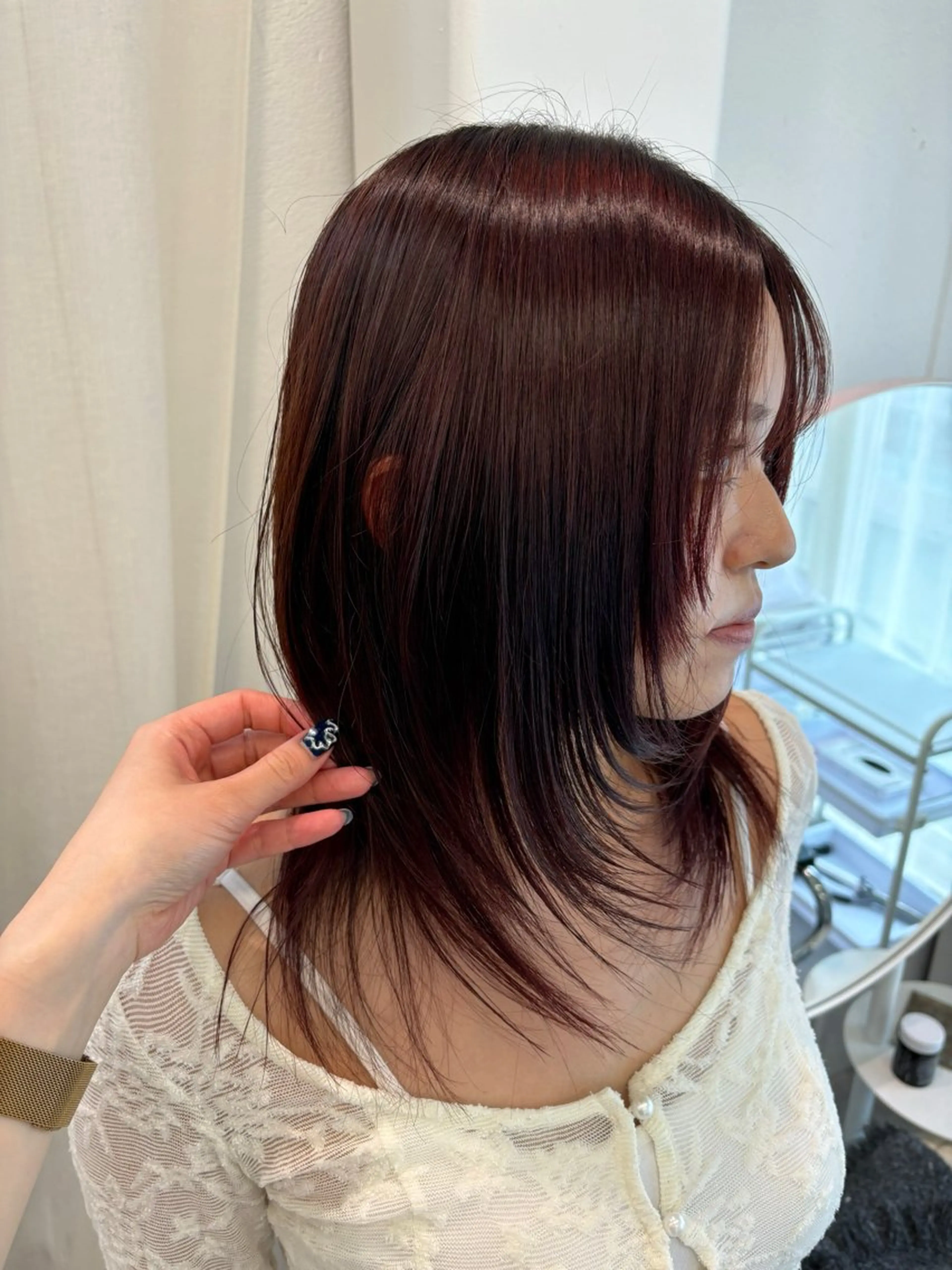 ミディアム カラー ブリーチ ダブルカラー ブリーチなしカラー 韓国風ヘア カット ヘアカラー トリートメント レイヤーカット🎀 kanaのヘアスタイル