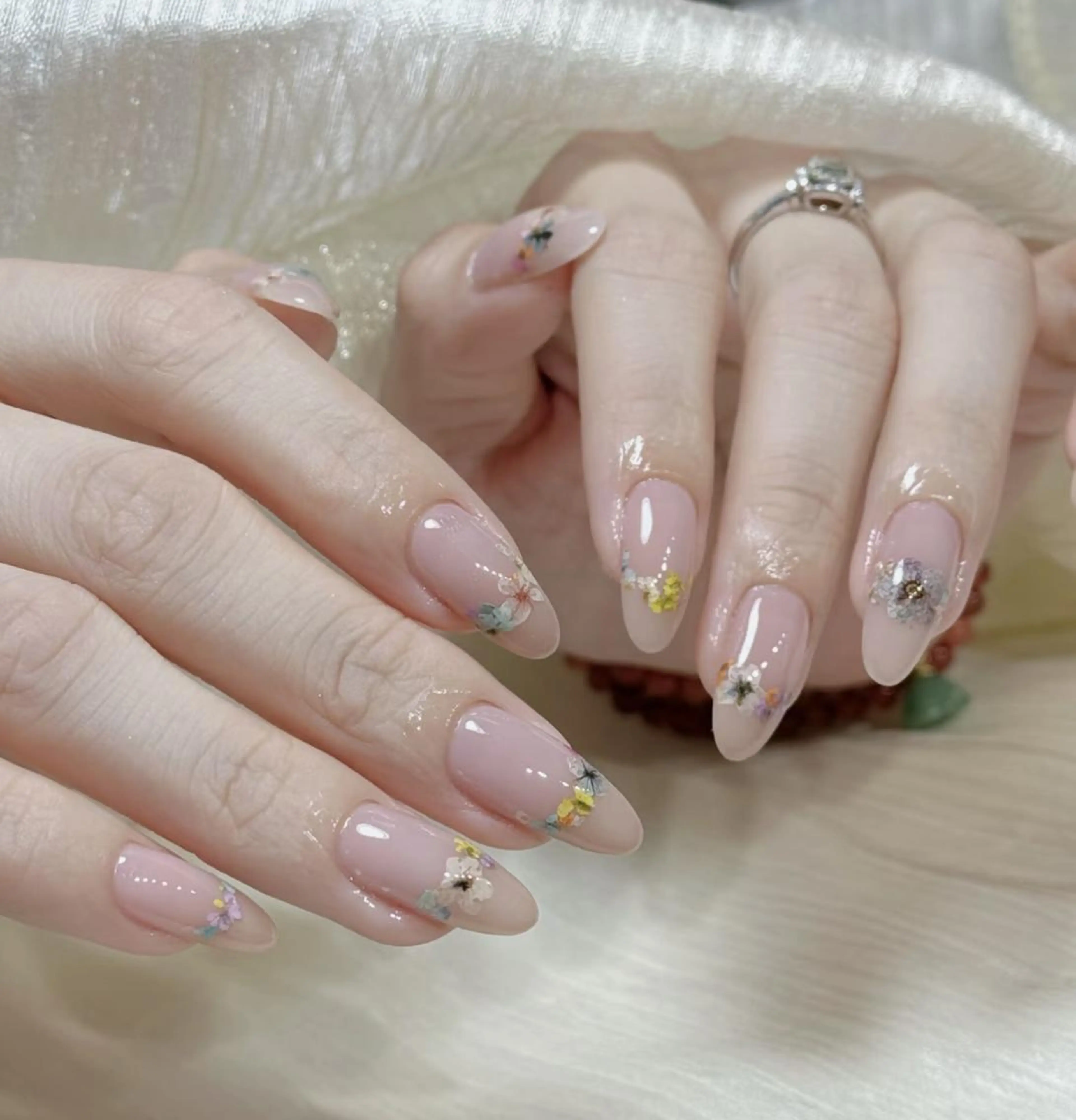 ネイル ハンドネイル ハンドケア 🍑 momo_nailのネイルデザイン
