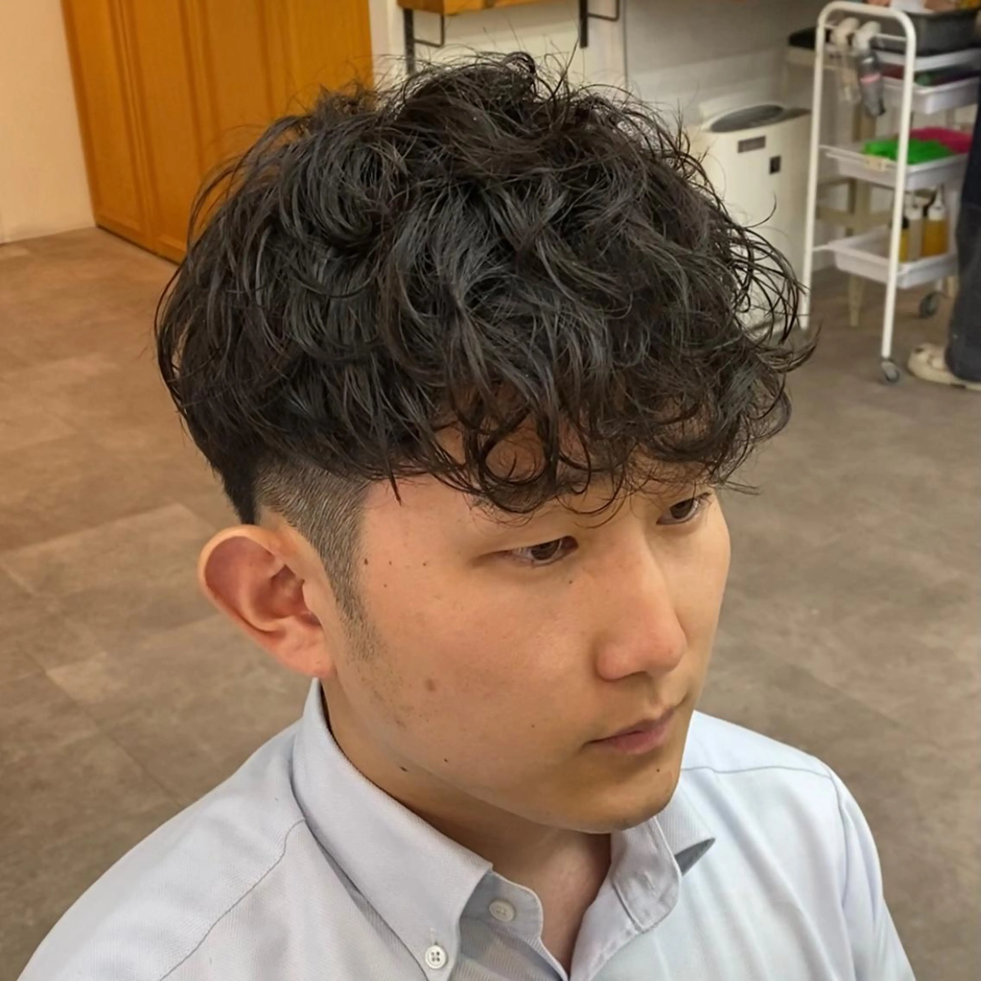 パーマ メンズ メンズパーマ スペインカール カット パーマ シャドウパーマ/ 波巻パーマYu-Kiのヘアスタイル