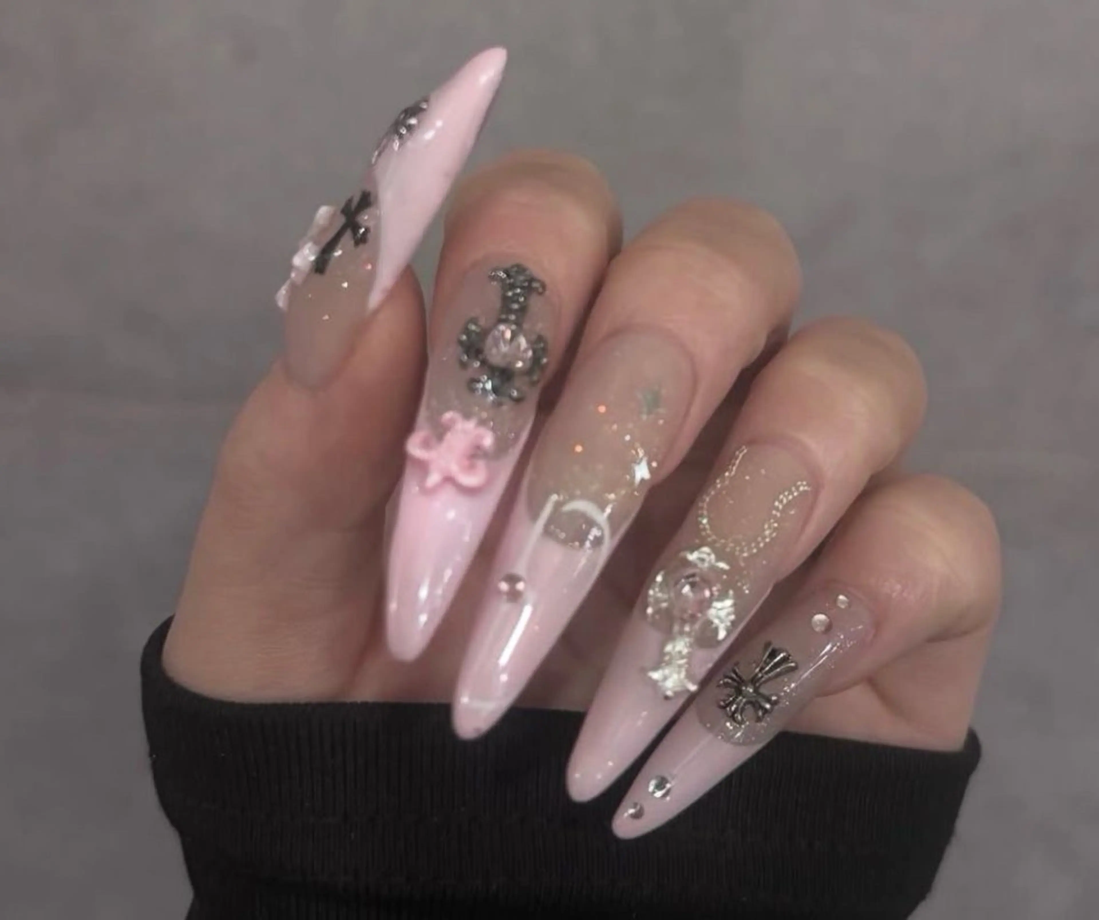 ネイル 韓国ネイル ニュアンスネイル シンプルネイル 春ネイル バレンタイン ハンドネイル ハンドケア Nihonthy Nail 新宿所属・Nihonthy Nail 新宿のネイルデザイン