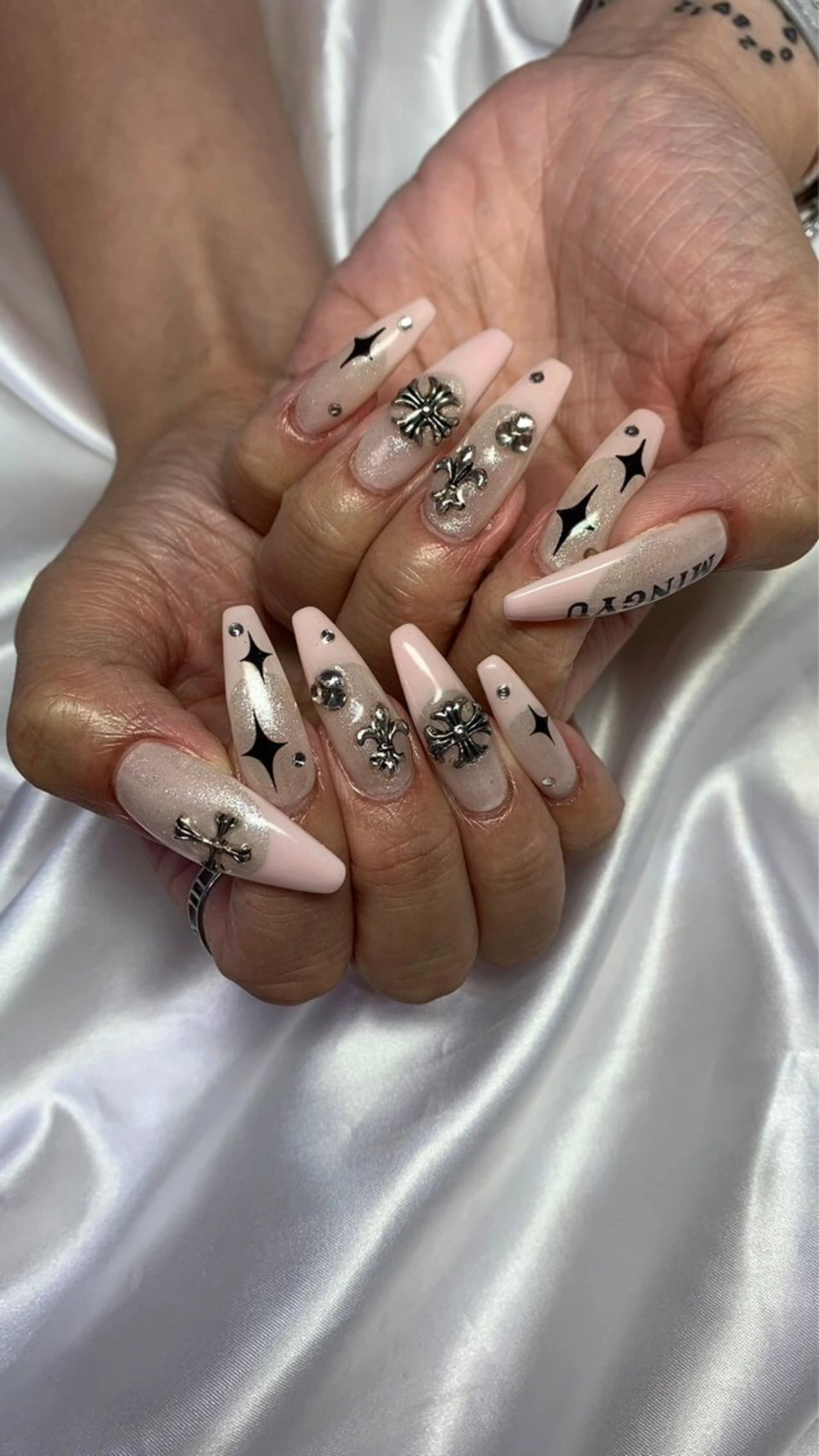 ネイル ハンドネイル Ashliy大宮☆ アシュリーのネイルデザイン