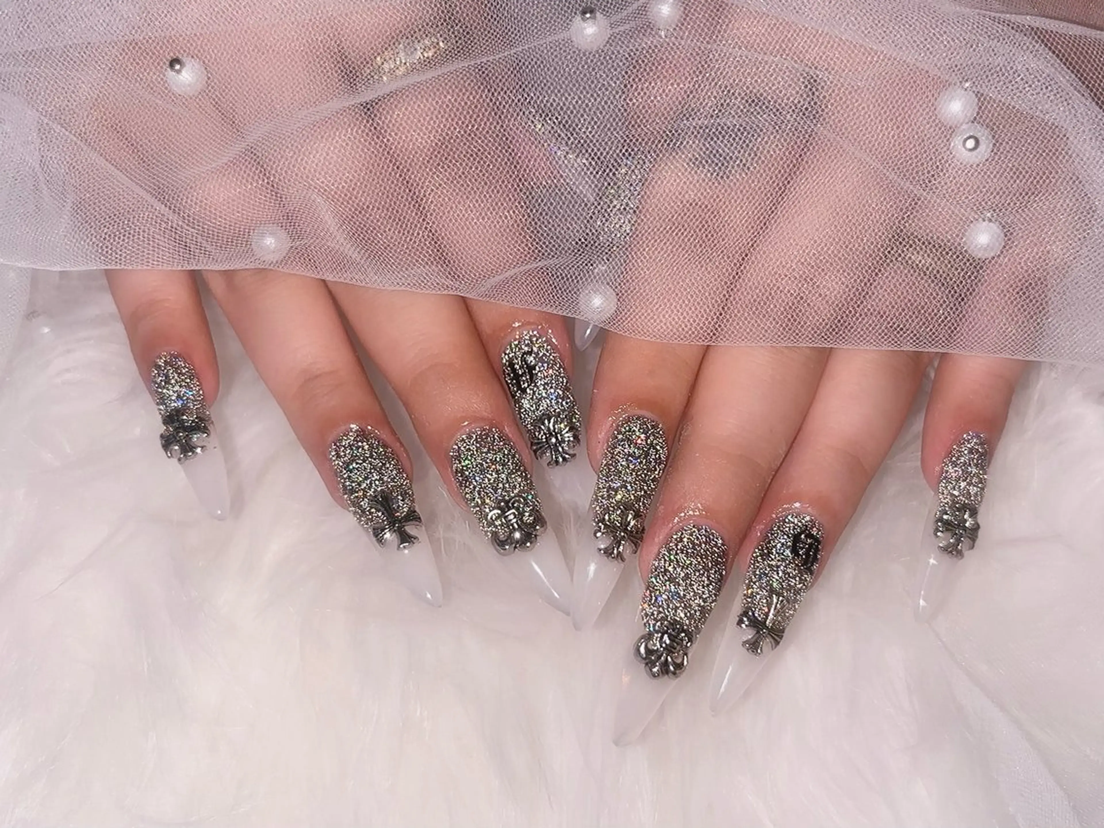 ネイル フラッシュネイル ジェルネイル 韓国ネイル おそろいネイル 持ち込み Y. 🍒maki🍒ྀིのネイルデザイン