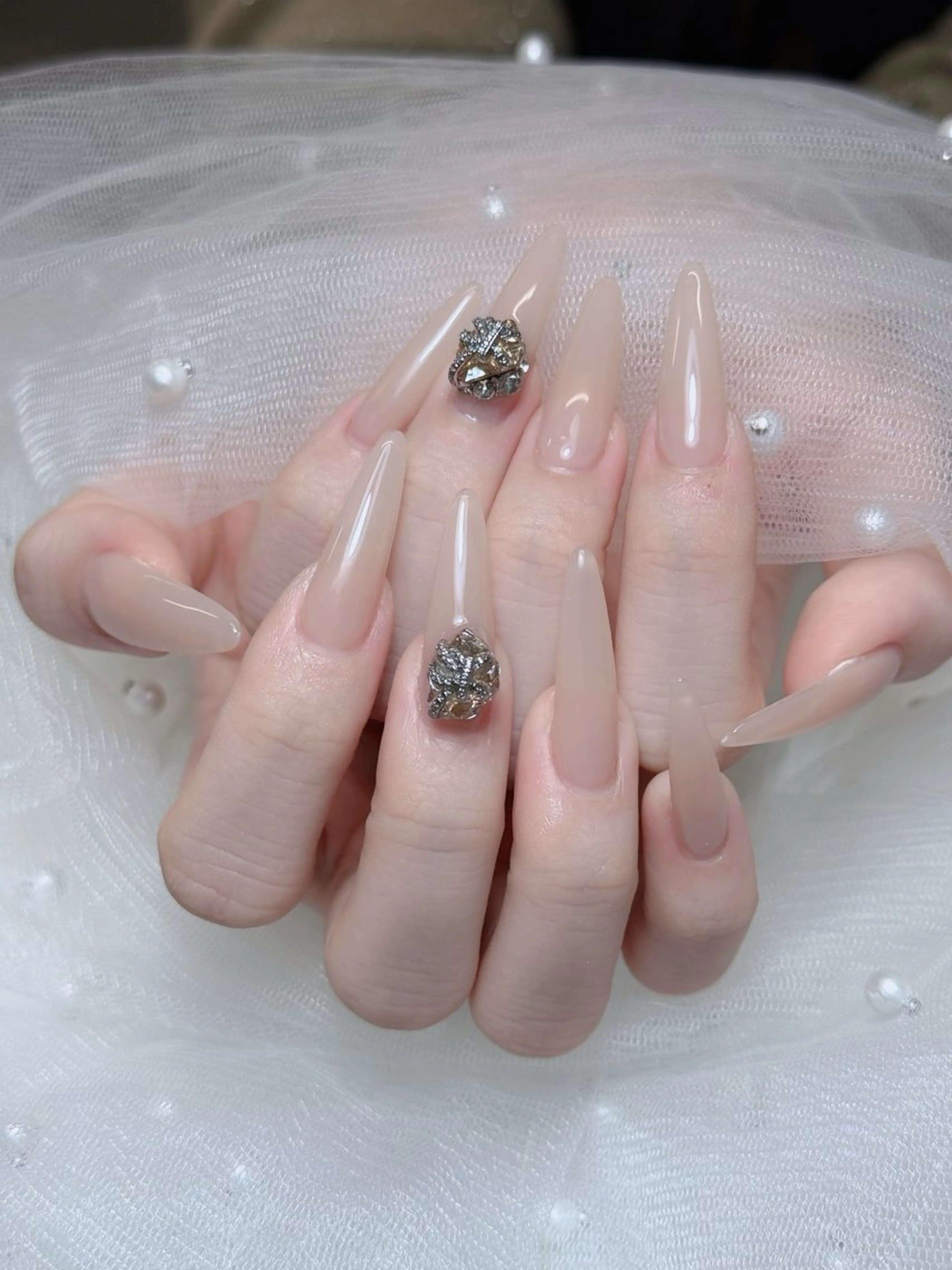 ネイル オーロラネイル チークネイル フットネイル フレンチネイル 韓国ネイル ハンドネイル Lumi Nailのネイルデザイン