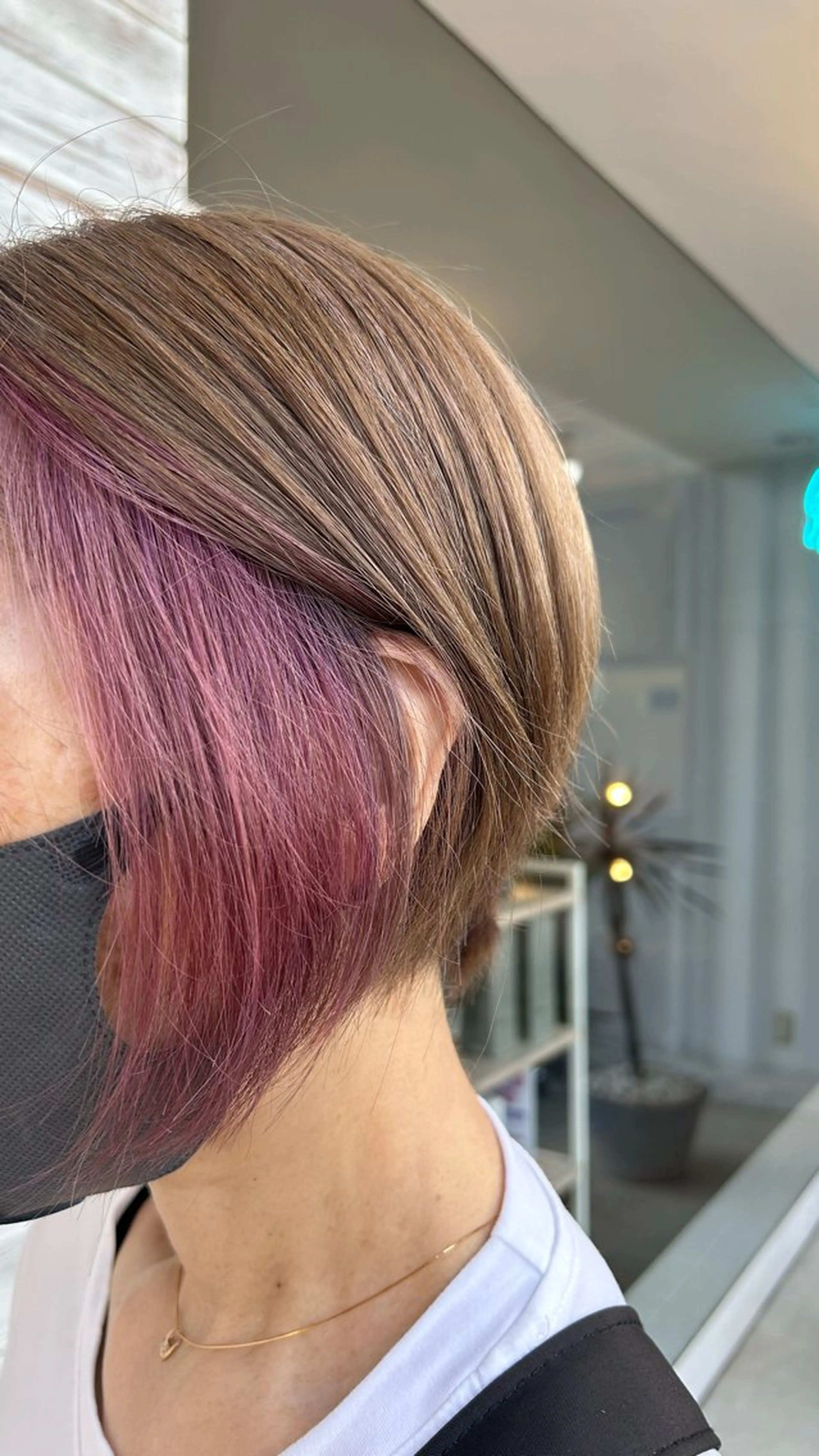 カラー ブリーチ インナーカラー ピンクカラー Sign 竹元 夢叶のヘアスタイル