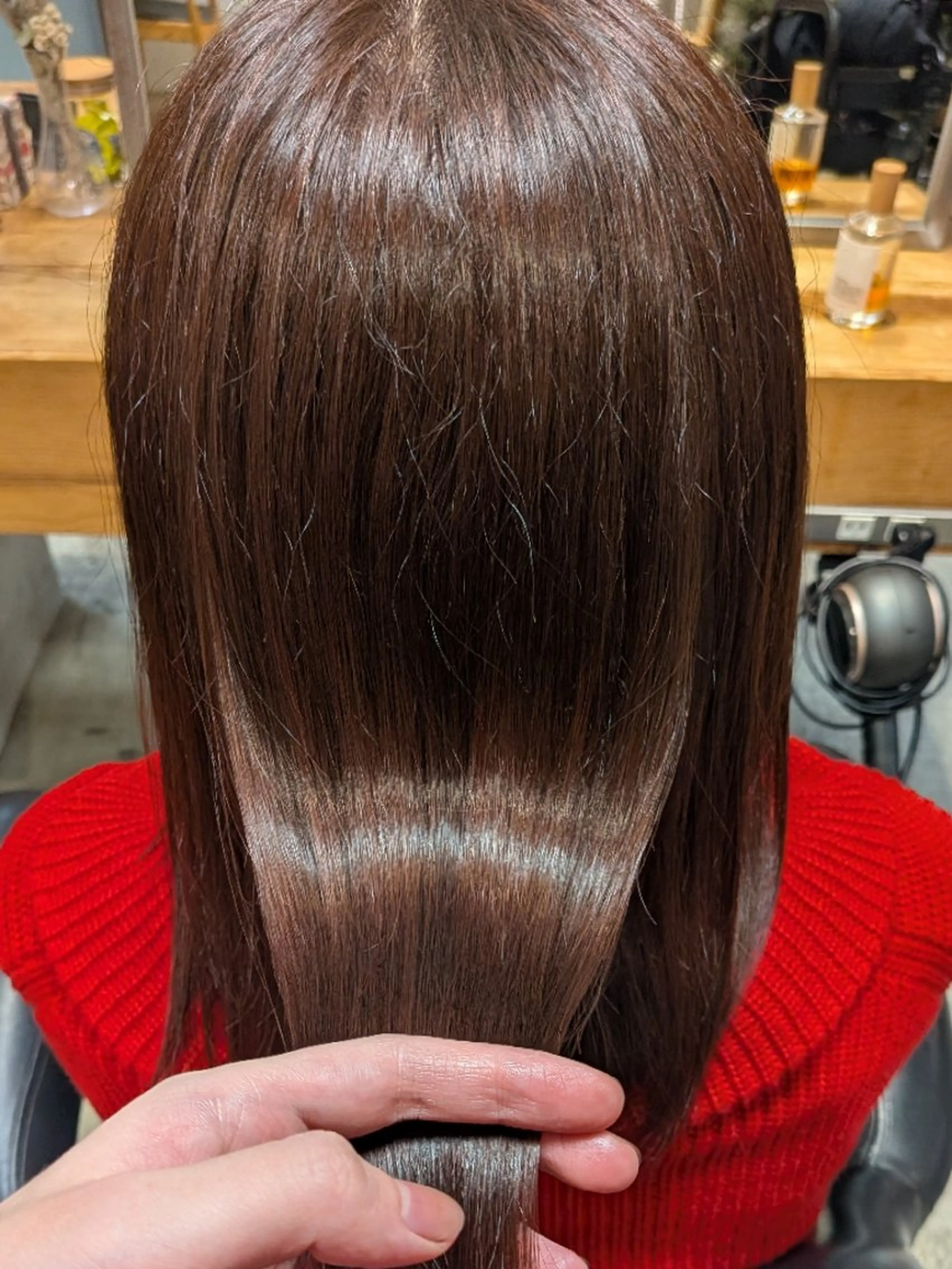 カラー 高久 優亜のヘアスタイル