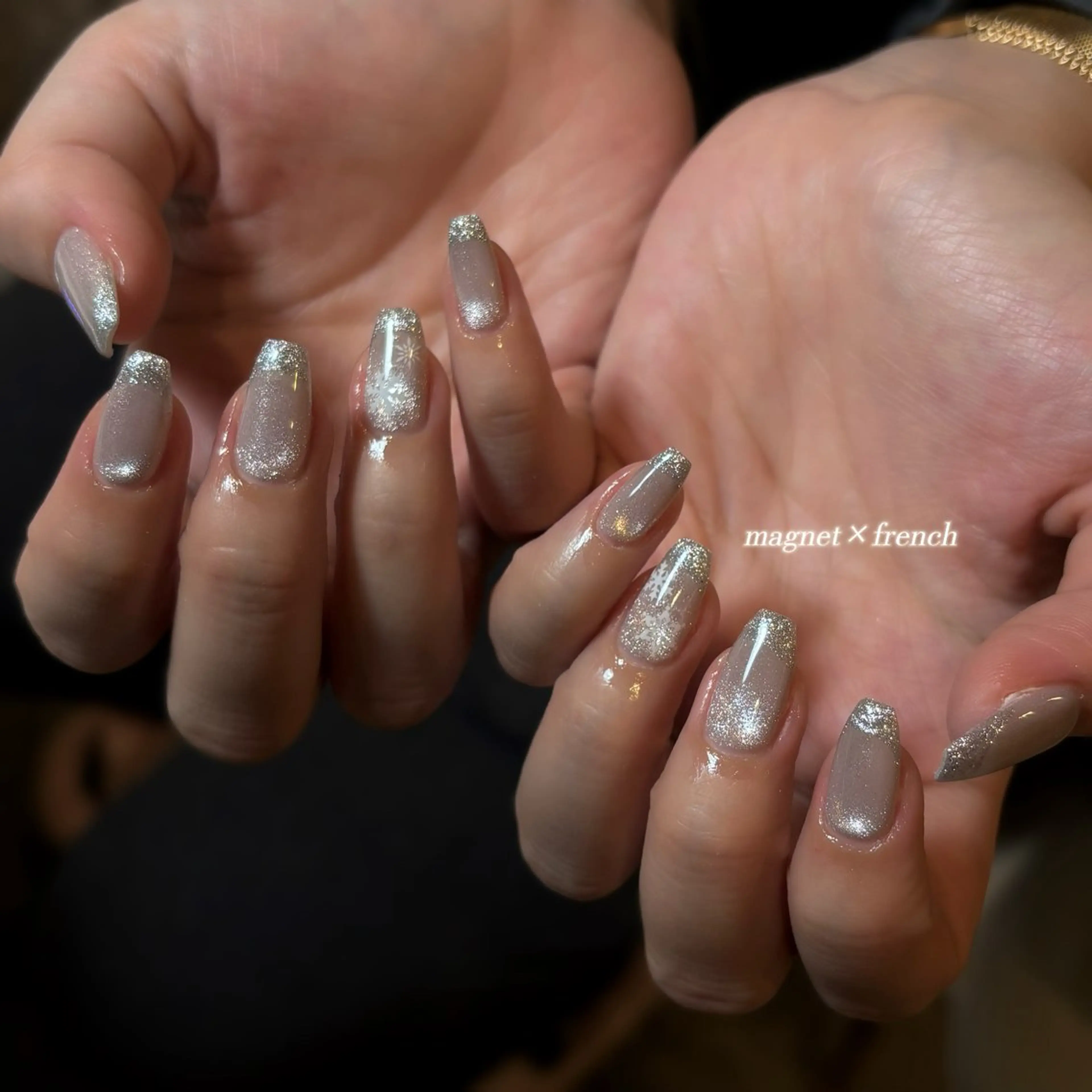 ネイル マグネットネイル ハンドネイル nailsalon Moa【モア】所属・yurika 🌷.*･ﾟのネイルデザイン