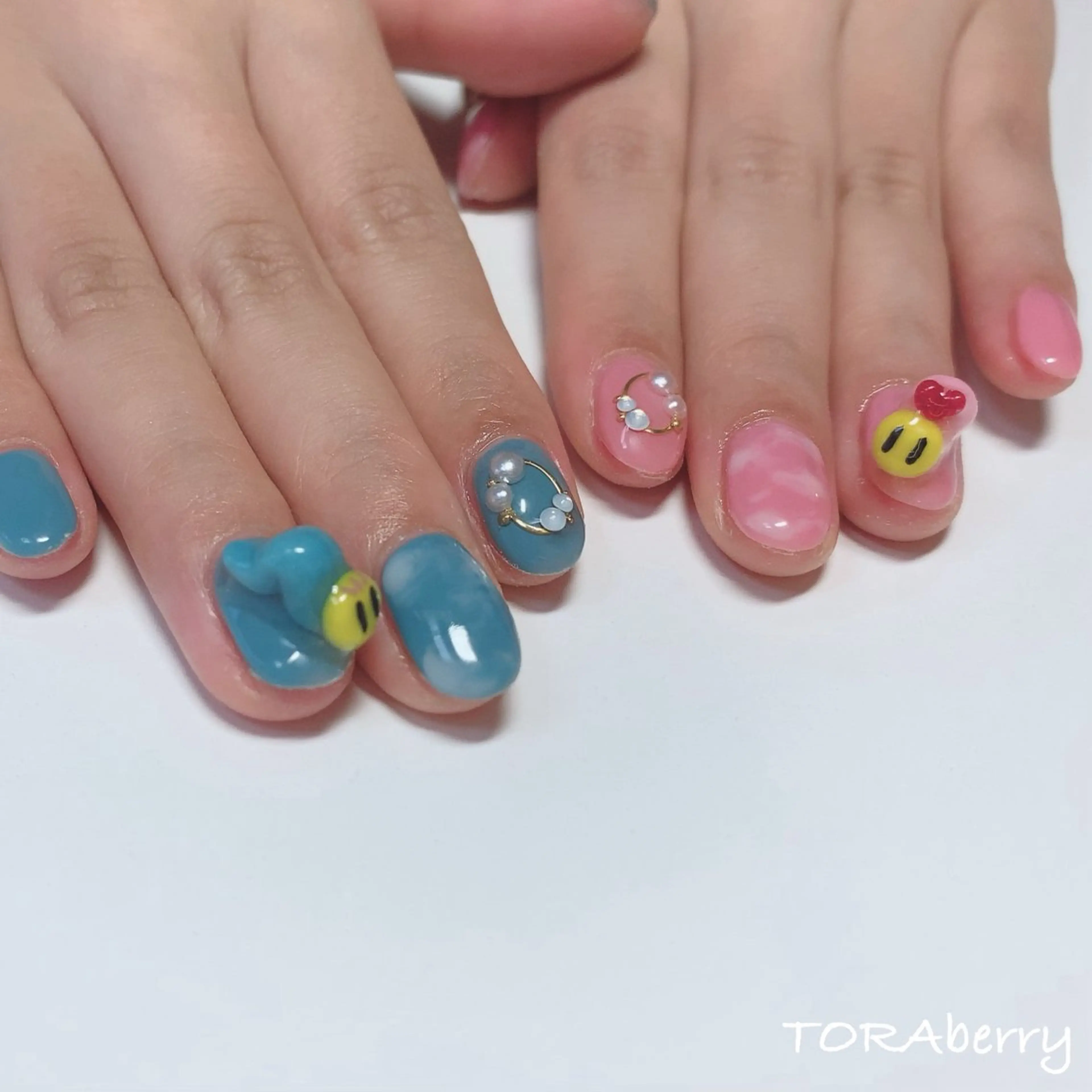 ネイル ハンドネイル ネイリスト なつみのネイルデザイン