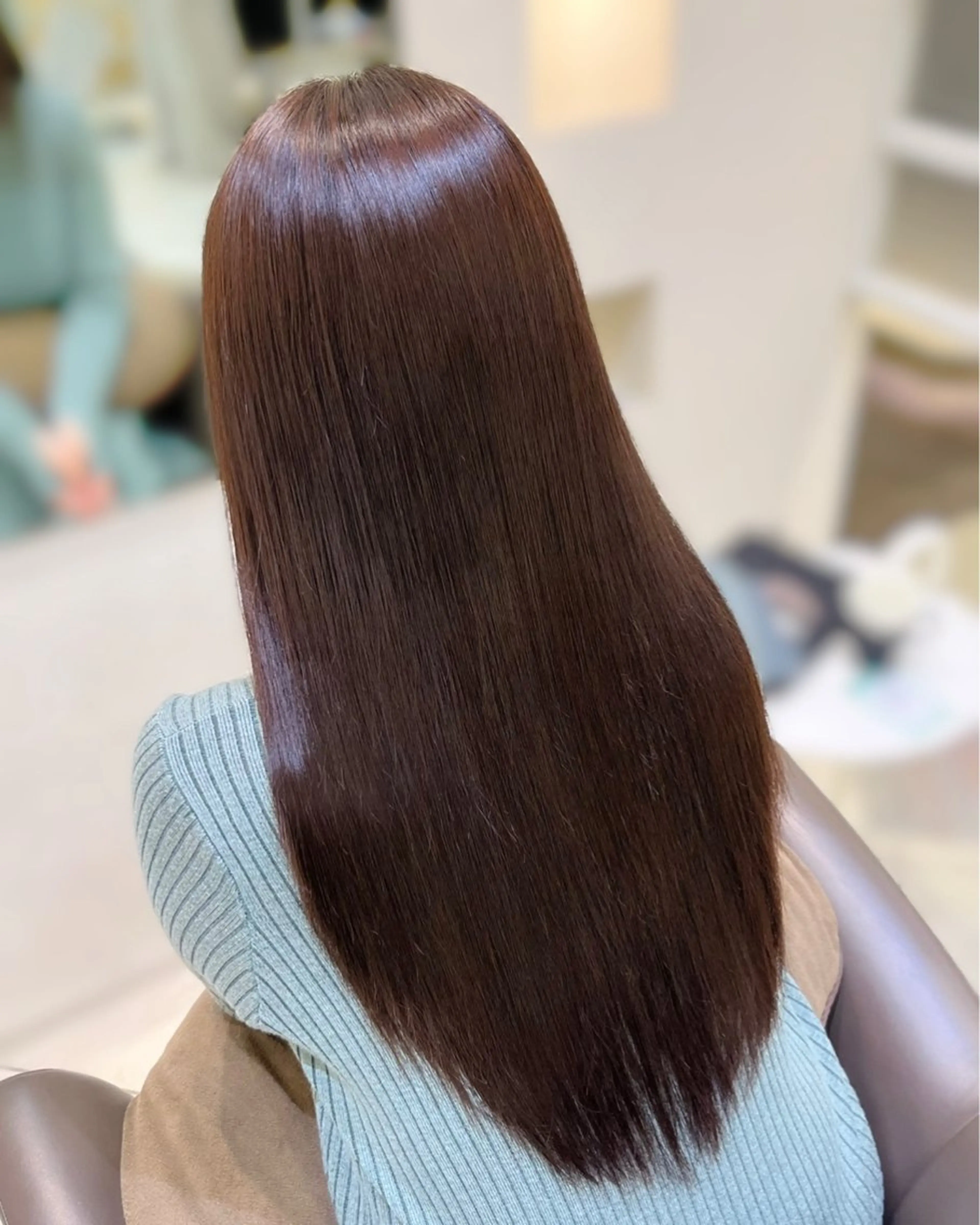 ロング 🫧オリーブカラー/ 酸性縮毛矯正銀座🫧のヘアスタイル