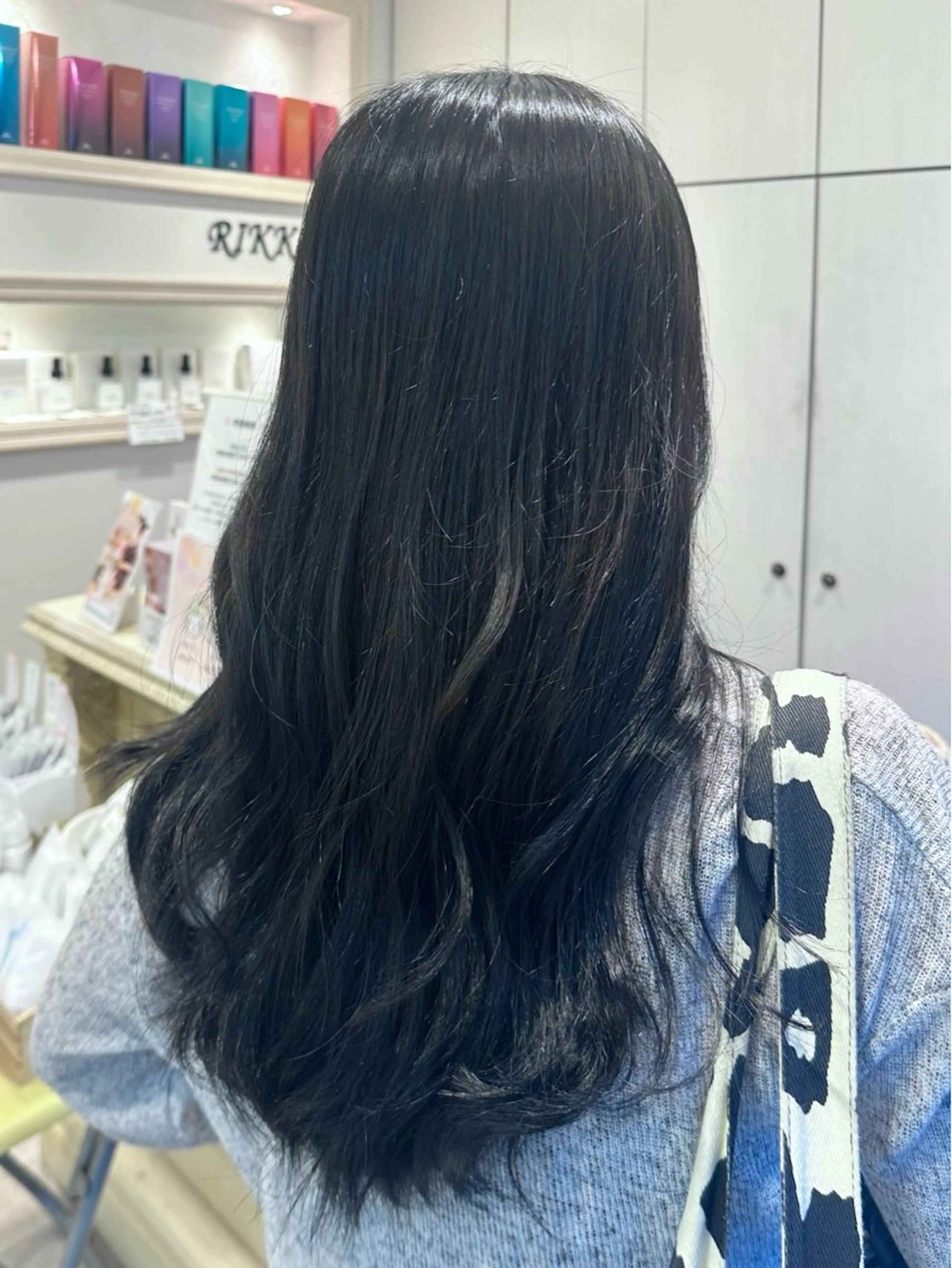 ロング カラー ヘアカラー トリートメント ヘアセット 韓国ヘア/レイヤー 顔周りカット/ユキナのヘアスタイル