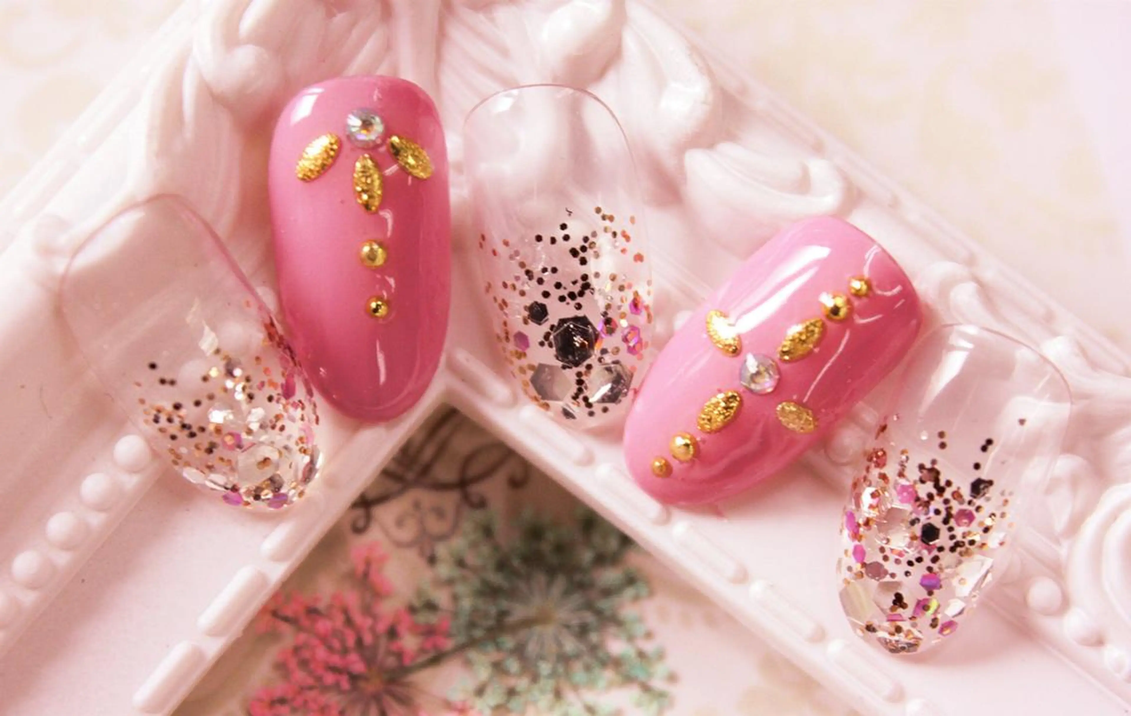 ネイル リラネイル Aikenのネイルデザイン