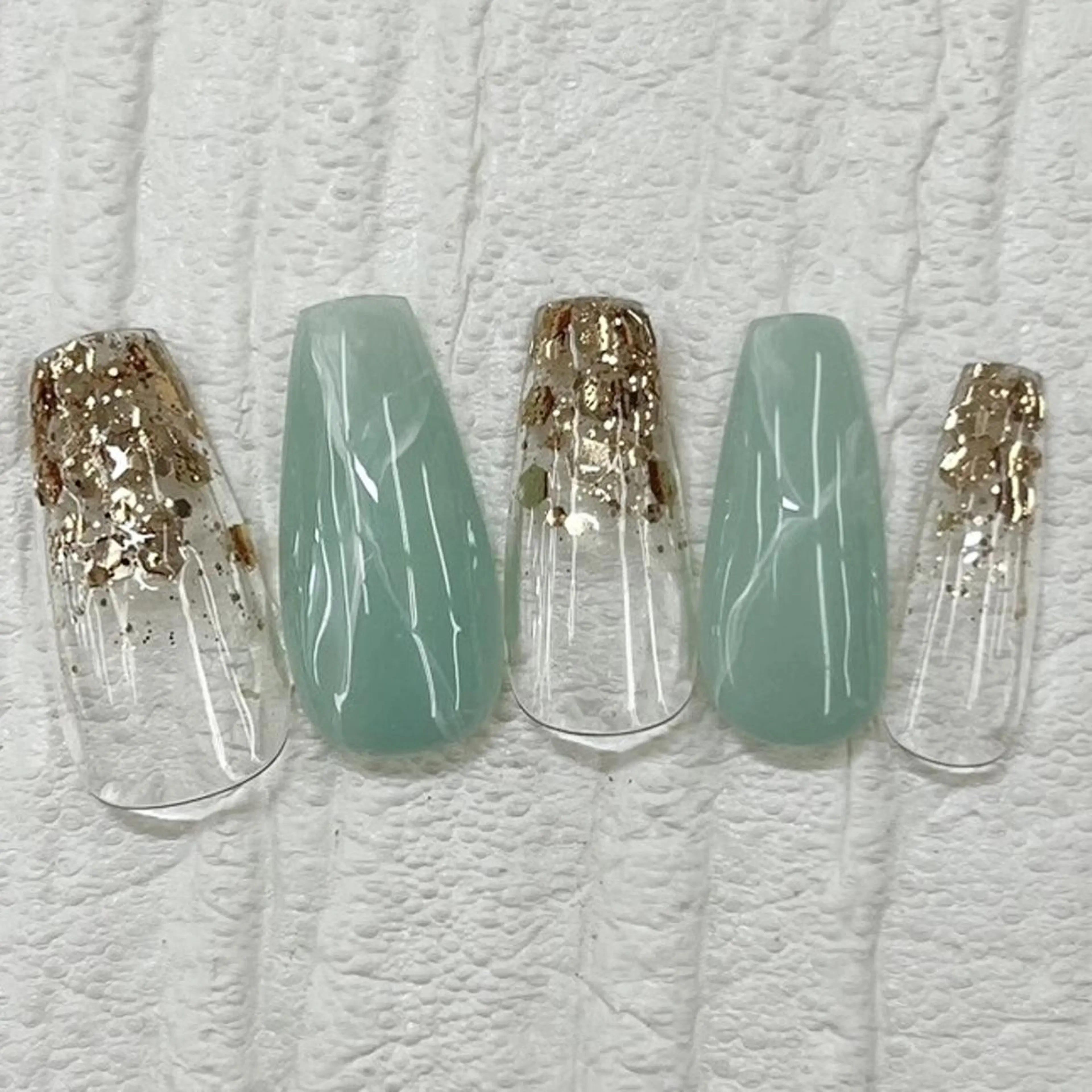 ネイル Nail salon Honey Beeのネイルデザイン