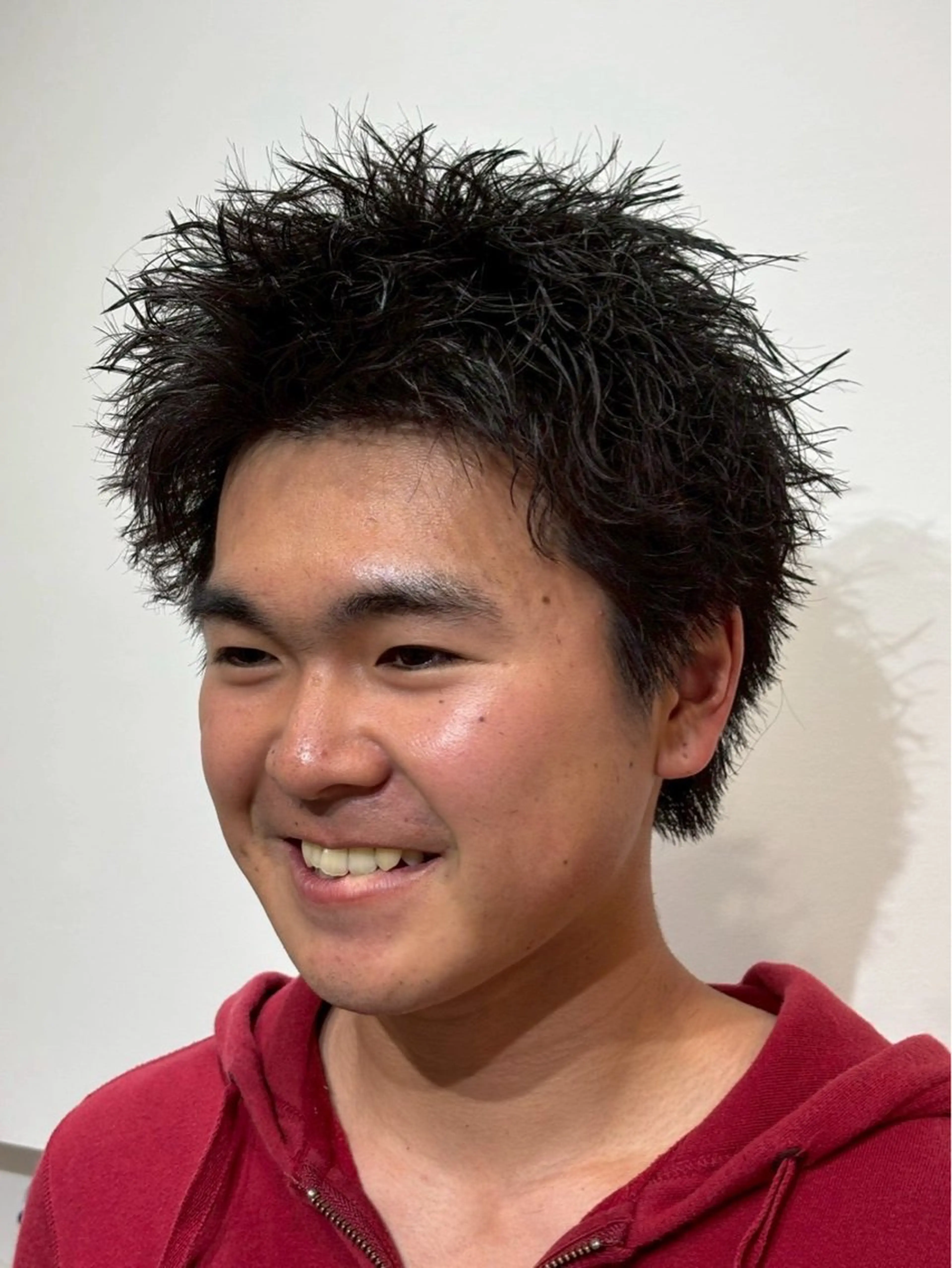 ショート パーマ メンズ メンズパーマ スパイキーショート ショートヘア 青木 真裟斗のヘアスタイル