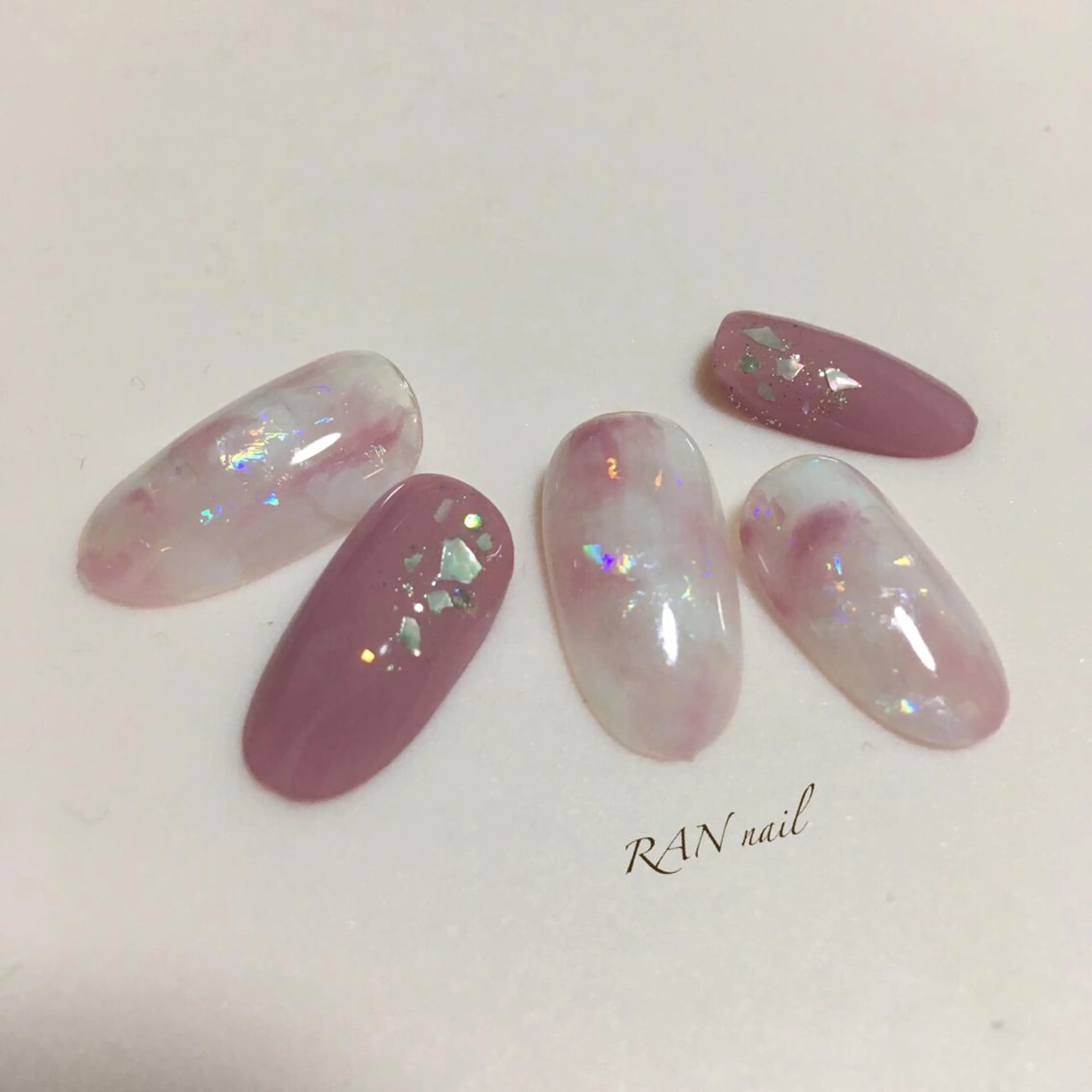 ネイル アートネイル ゴールド ストーンネイル その他(ネイル) RAN nail 〜ランネイル〜所属・RAN nailのネイルデザイン