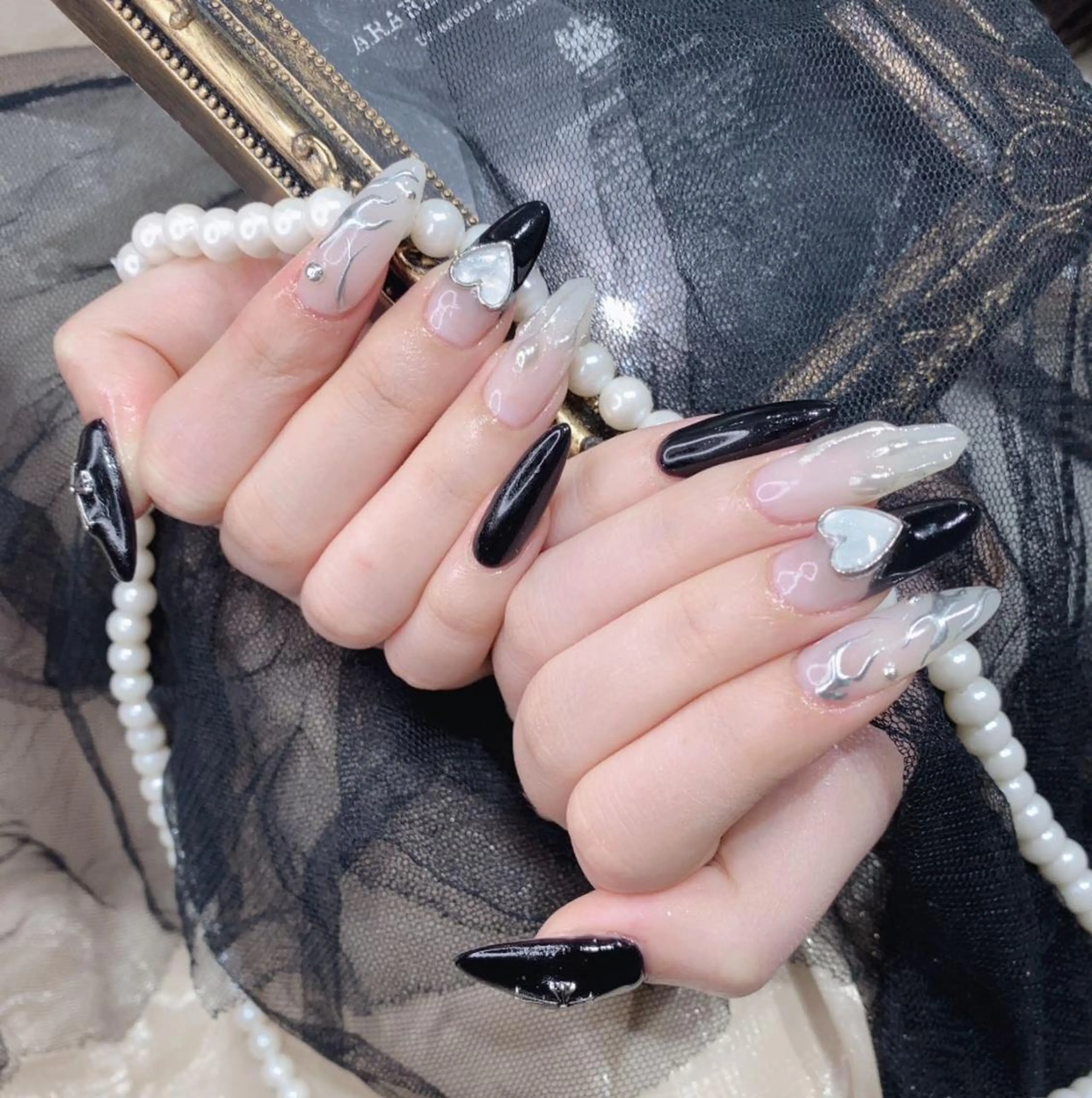 ネイル Queens PUPUのネイルデザイン