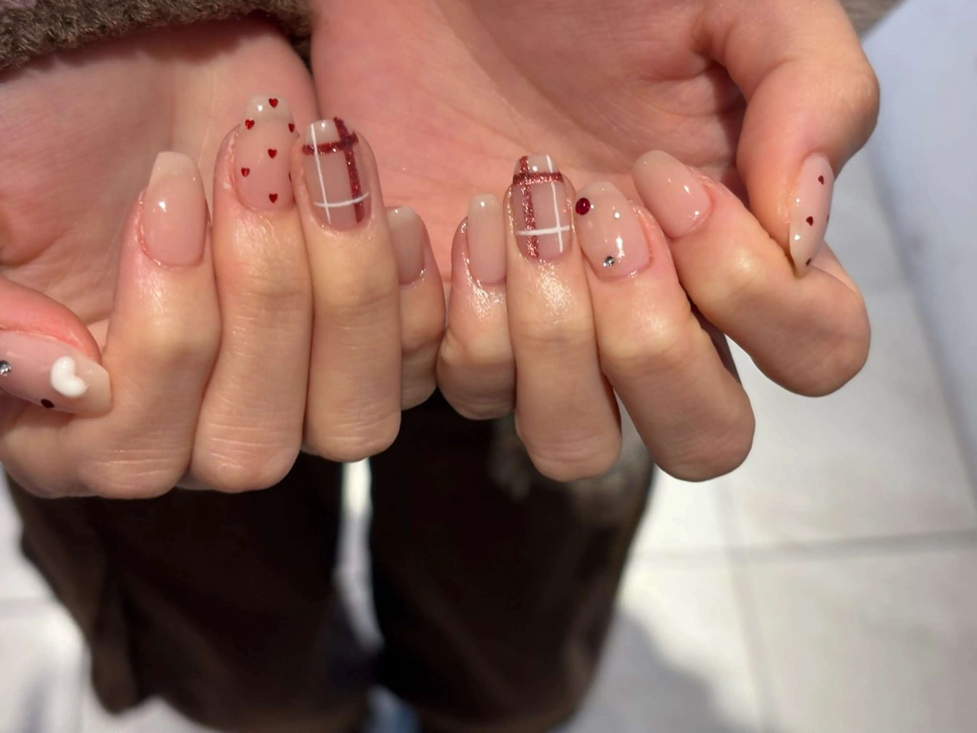 ネイル ストーンネイル ハンドネイル 祇園 彩寧のネイルデザイン