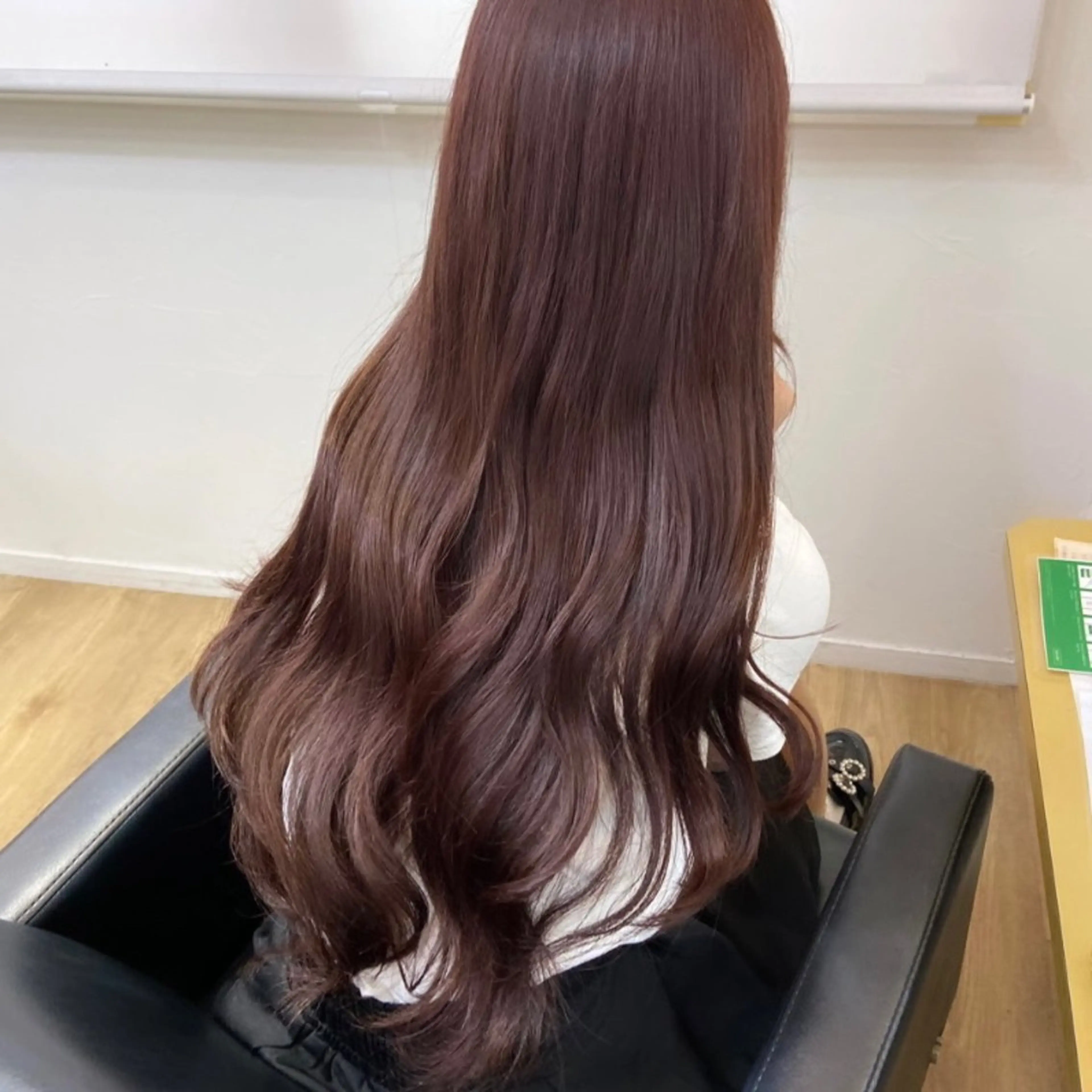 ロング カラー ベージュカラー ブリーチ ケアブリーチ 透明感カラー ダブルカラー ヘアカラー トリートメント mai 🎀 / 梅田美容室のヘアスタイル