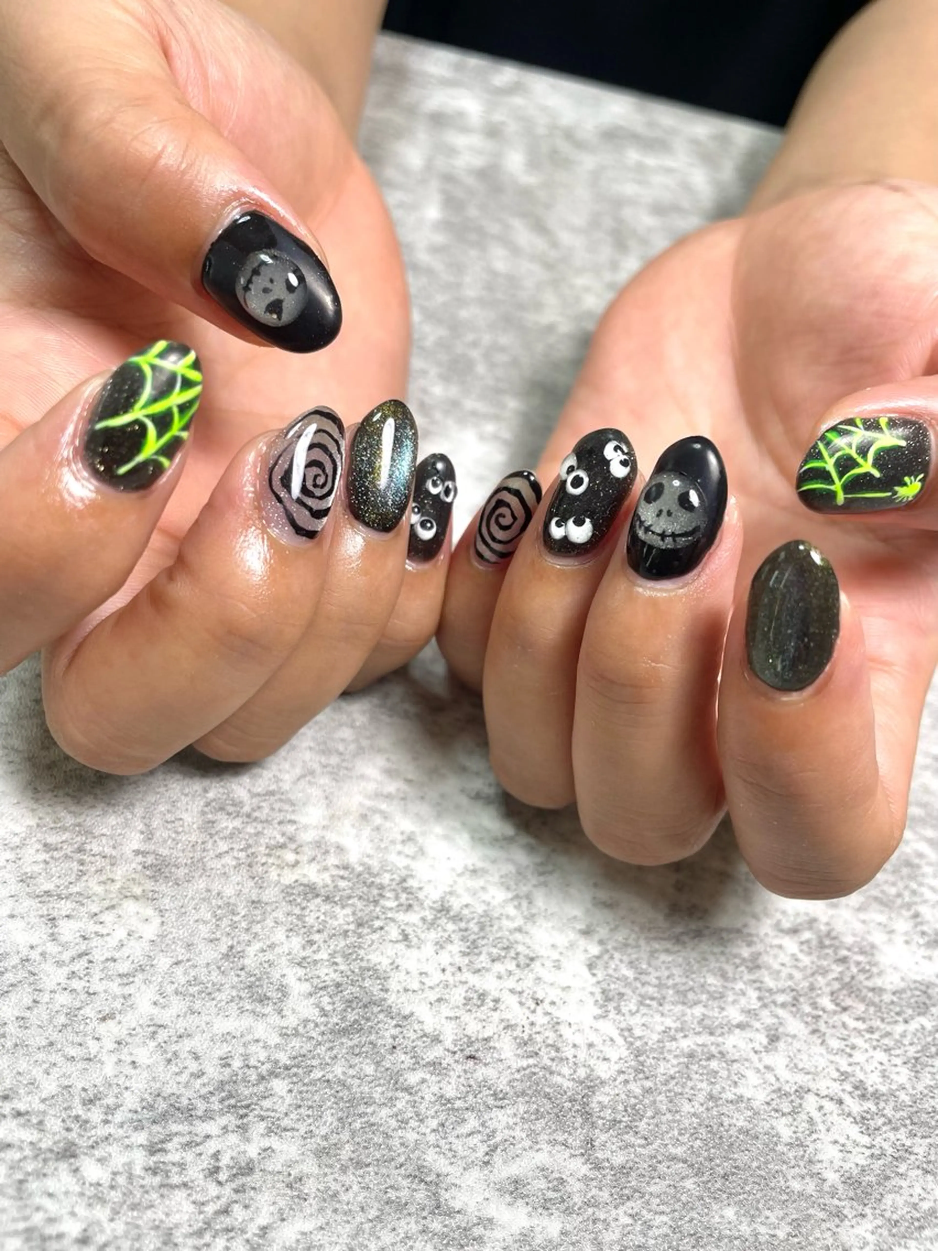 ネイル アートネイル ハロウィン 持ち込み ハンドネイル RISA joie nailのネイルデザイン