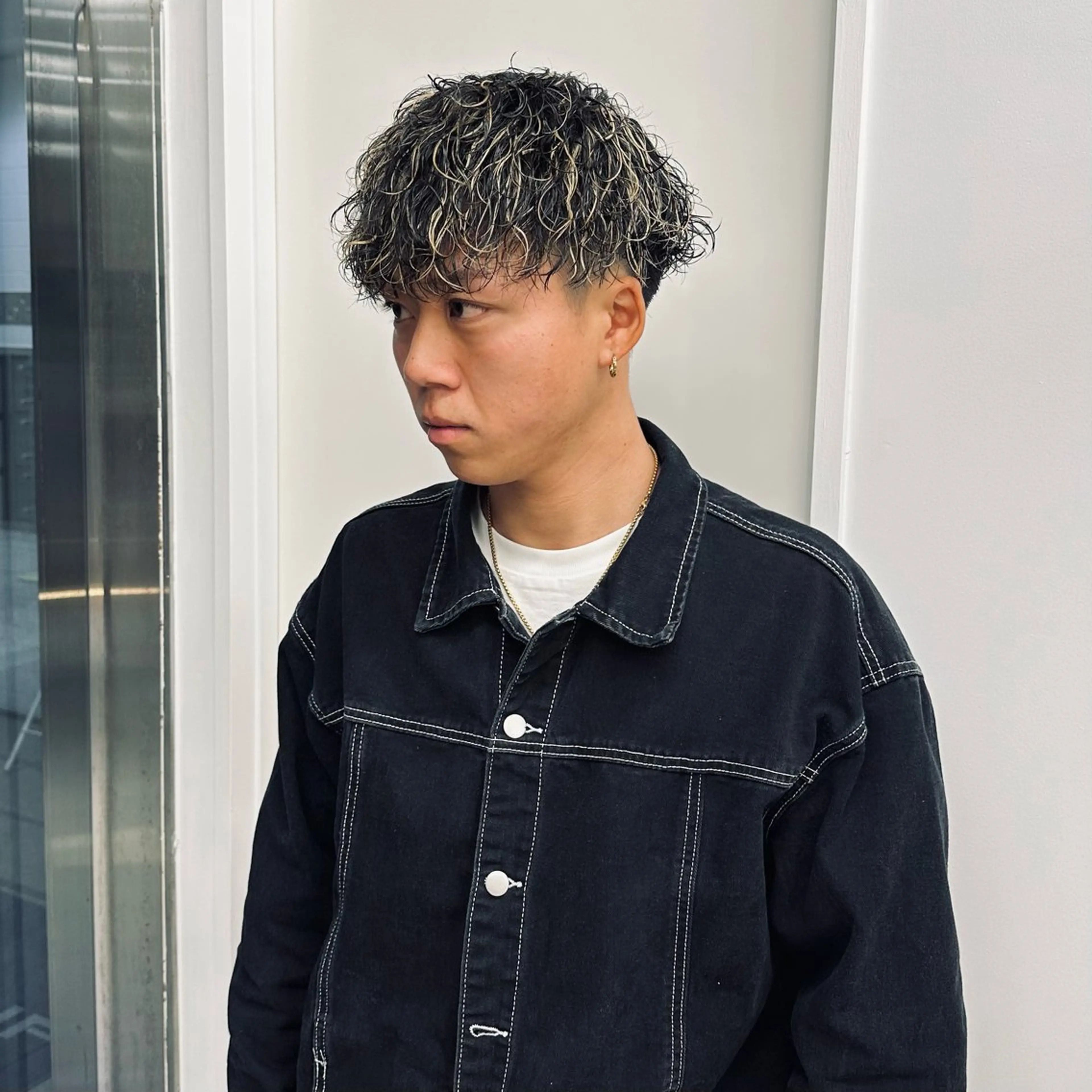 ショート カラー パーマ メンズ メンズパーマ パーマ職人 渡邊　優雅のヘアスタイル