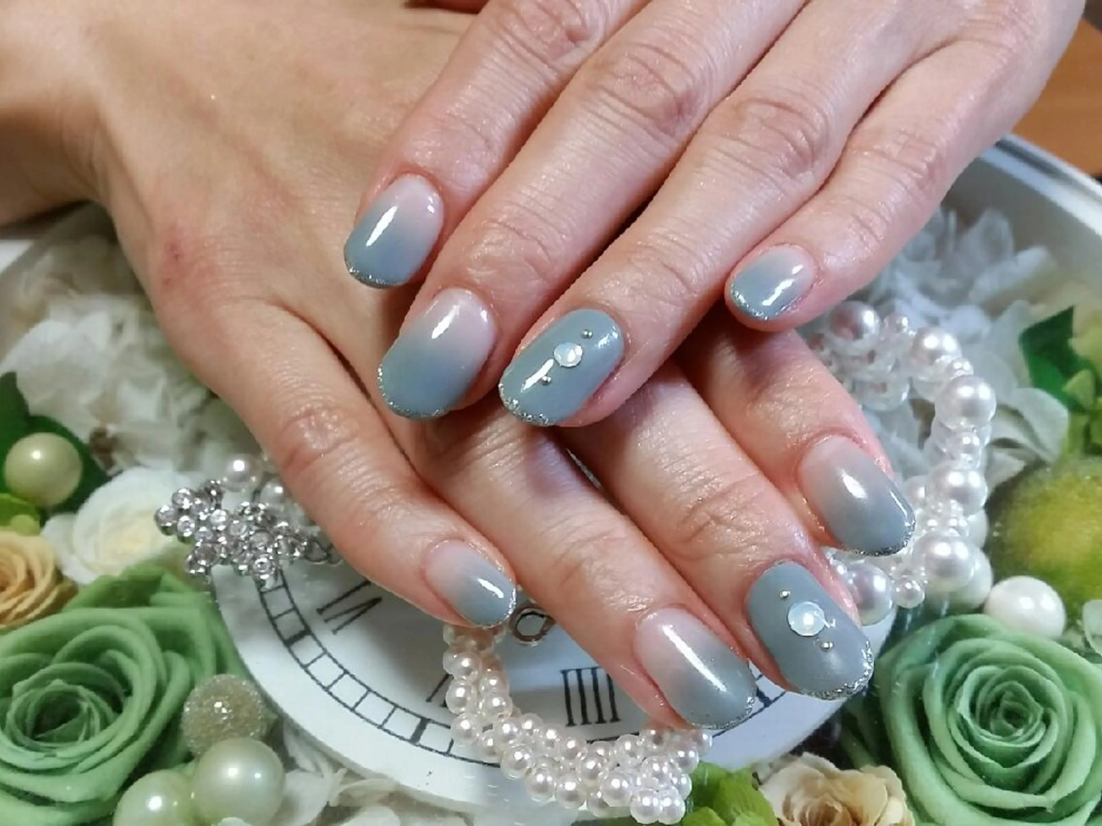 ネイル グラデーション Hair&Nail MUSE 新浦安所属・井関 美幸のネイルデザイン