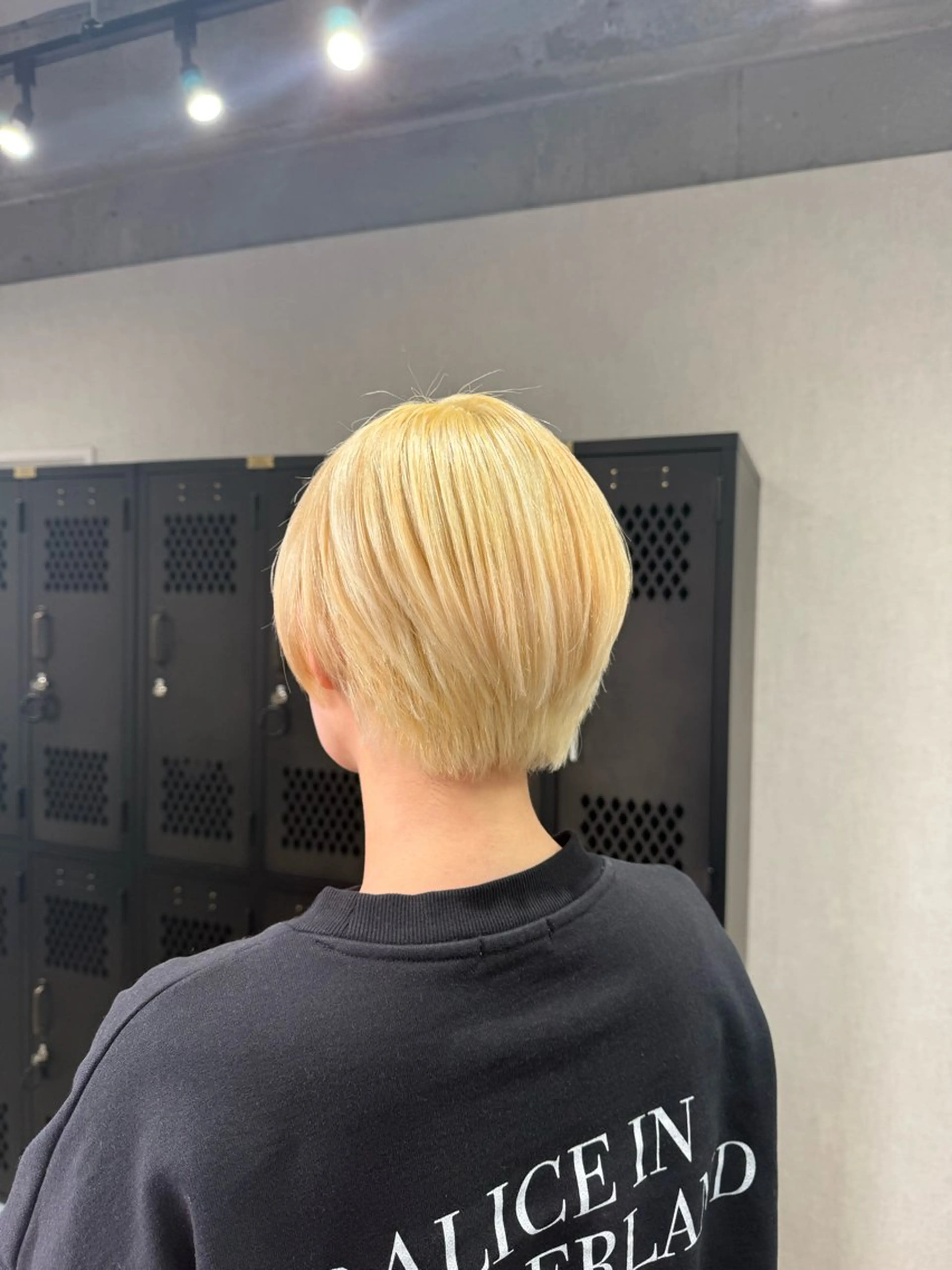 カラー ヘアカラー ルシ🌈/ハイトーン デザインカラー/町田のヘアスタイル