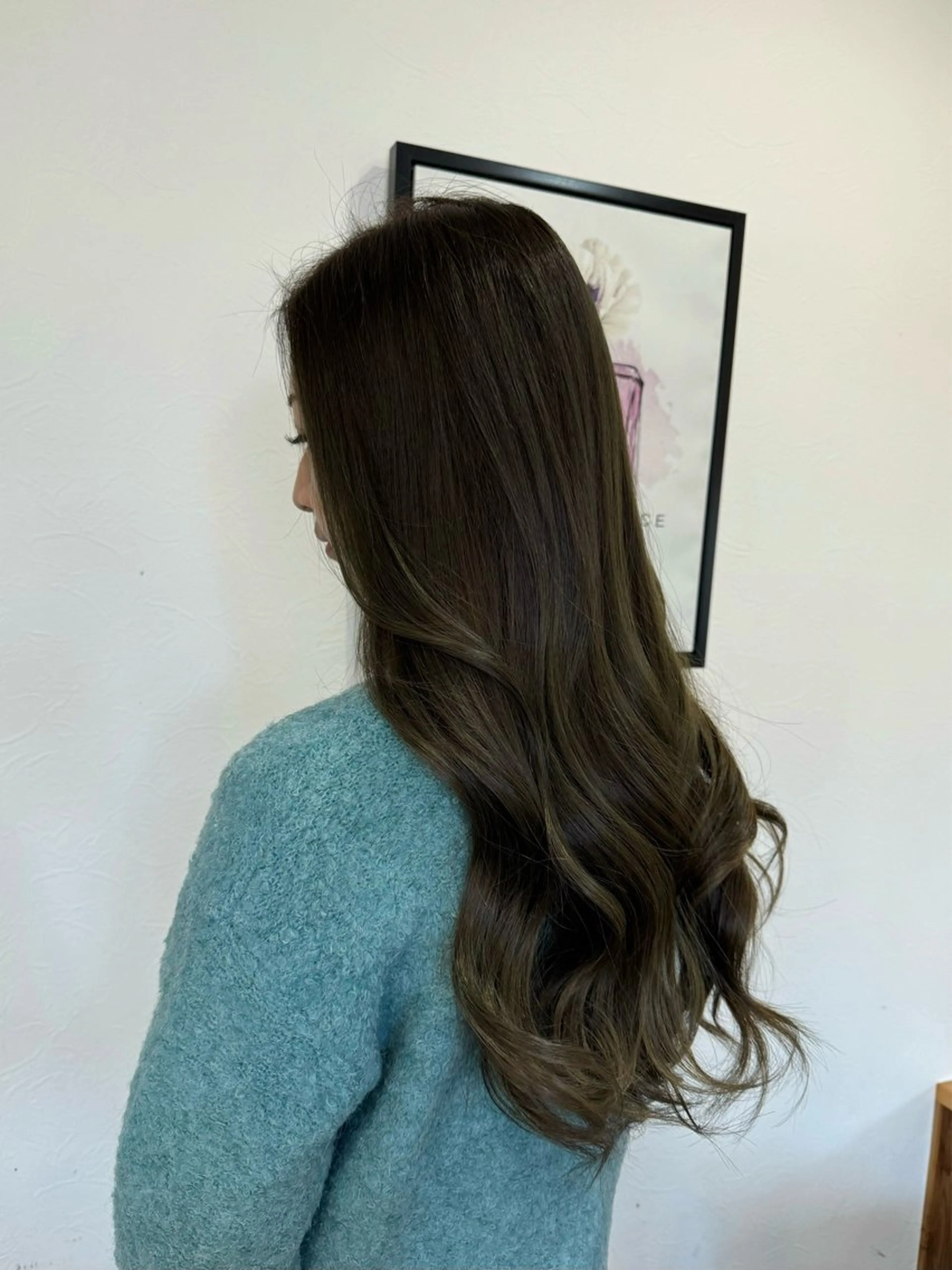 ロング カラー ベージュカラー ブリーチ 透明感カラー ブリーチなしカラー オリーブベージュ カット ヘアカラー トリートメント acero + hair&eyelash 幸手店【アチェロ】所属・ハイライトハイトーン 💖MOMOKAのヘアスタイル