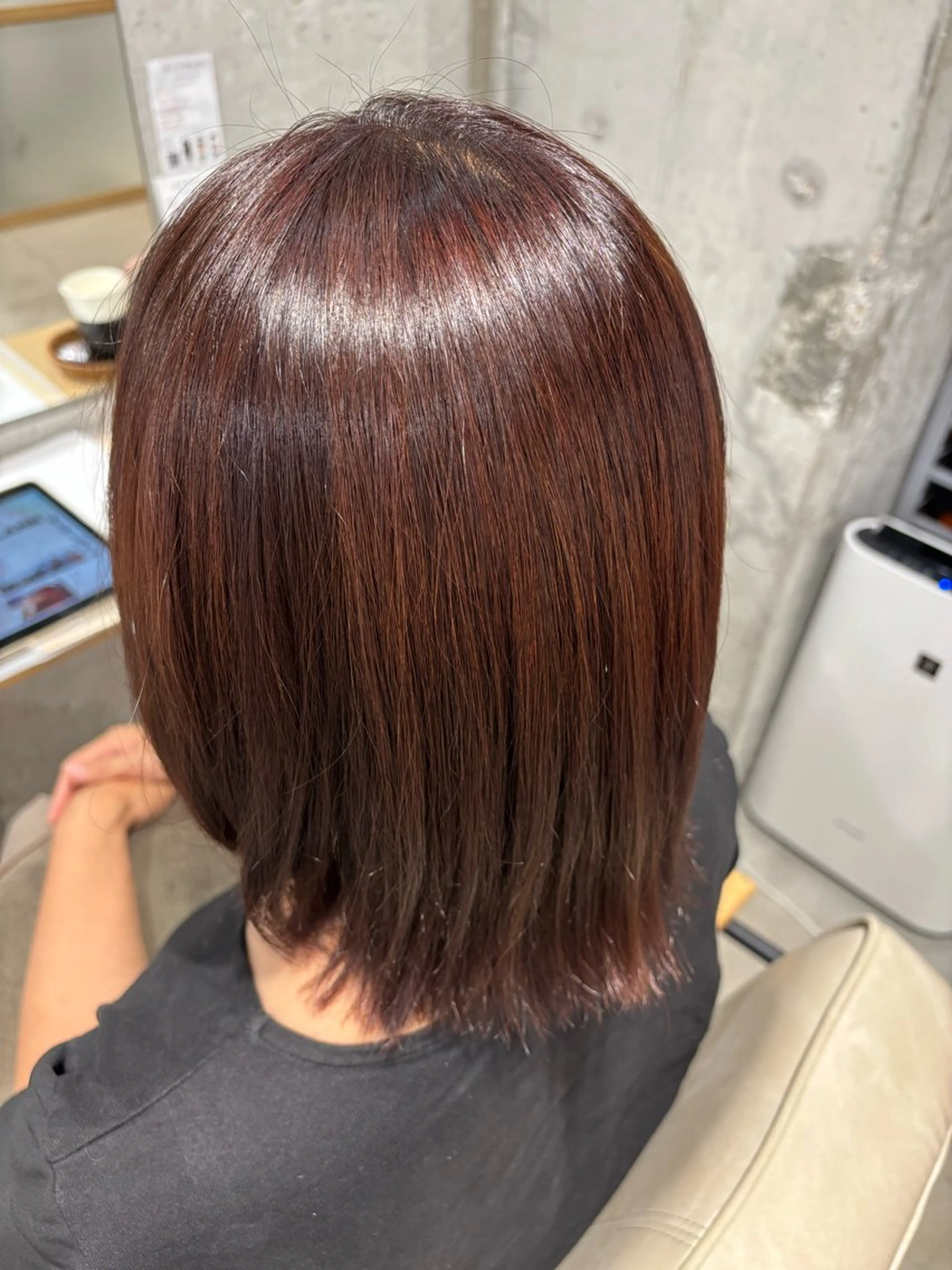 ミディアム ヘアカラー 安永識央里/大曽根/ カラーモデルのヘアスタイル