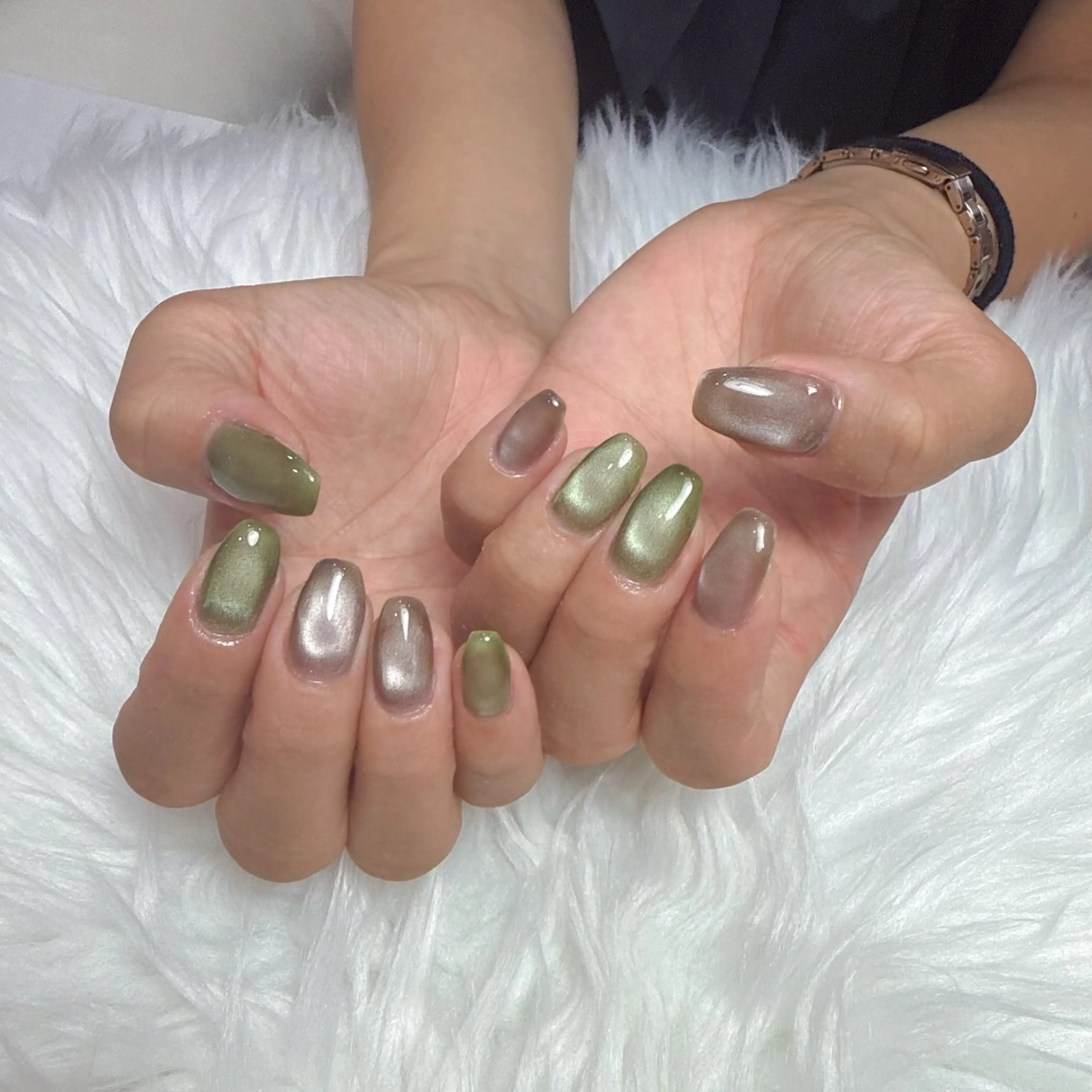 ネイル マグネットネイル ハンドネイル COCO+所属・COCO +のエステ・リラクイメージ