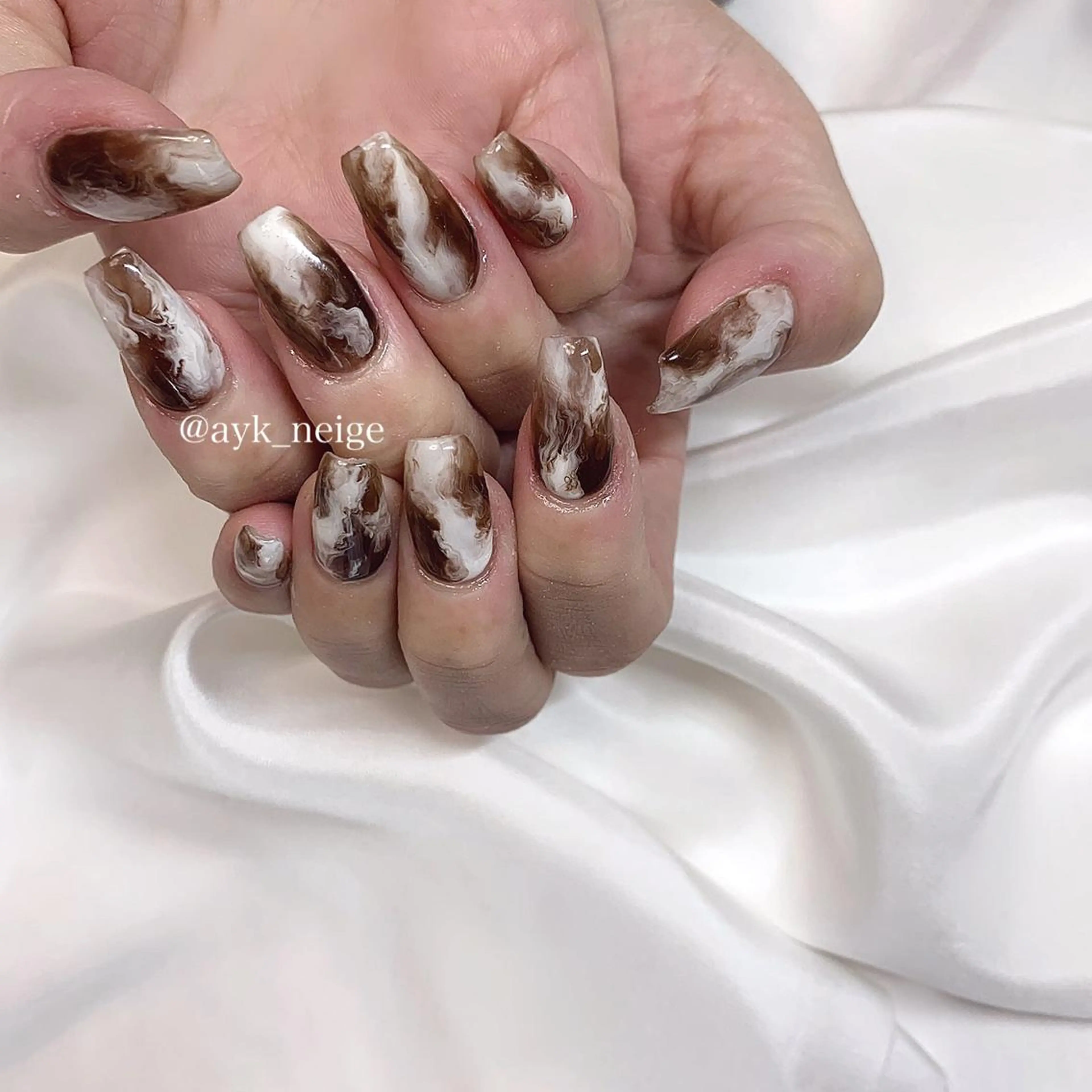 ネイル キラキラネイル 韓国ネイル ニュアンスネイル 冬ネイル n'eige nail所属・大谷 綾香のネイルデザイン