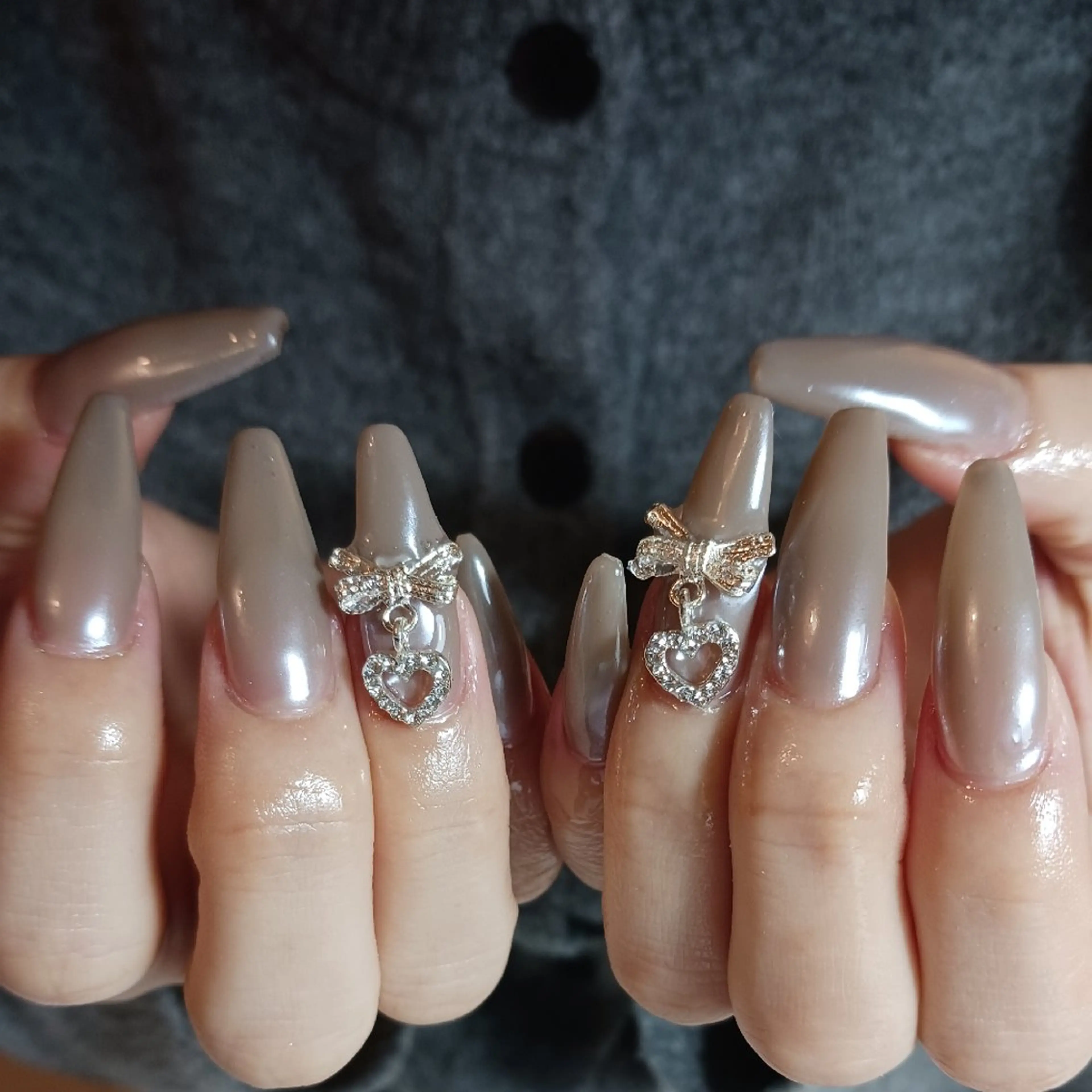 ネイル オーロラネイル ロングネイル ミラーネイル 持ち込み ワンカラーネイル ハンドネイル owlnail /持込みデザイン専門のネイルデザイン