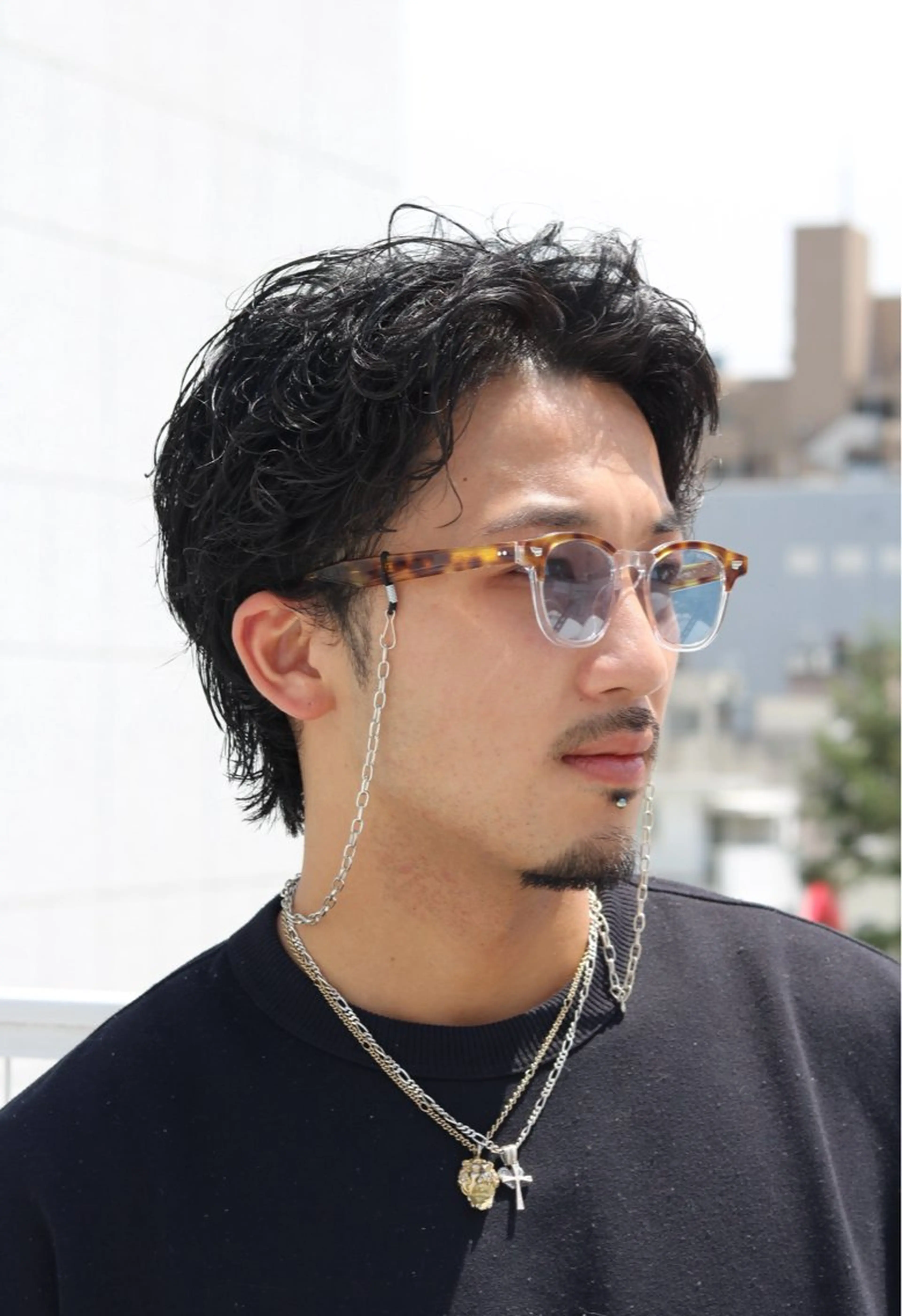 ショート メンズ メンズパーマ 刈り上げ かきあげバング Beauty&Trip   QUEENS  Good Plan所属・藤本 一佳のヘアスタイル