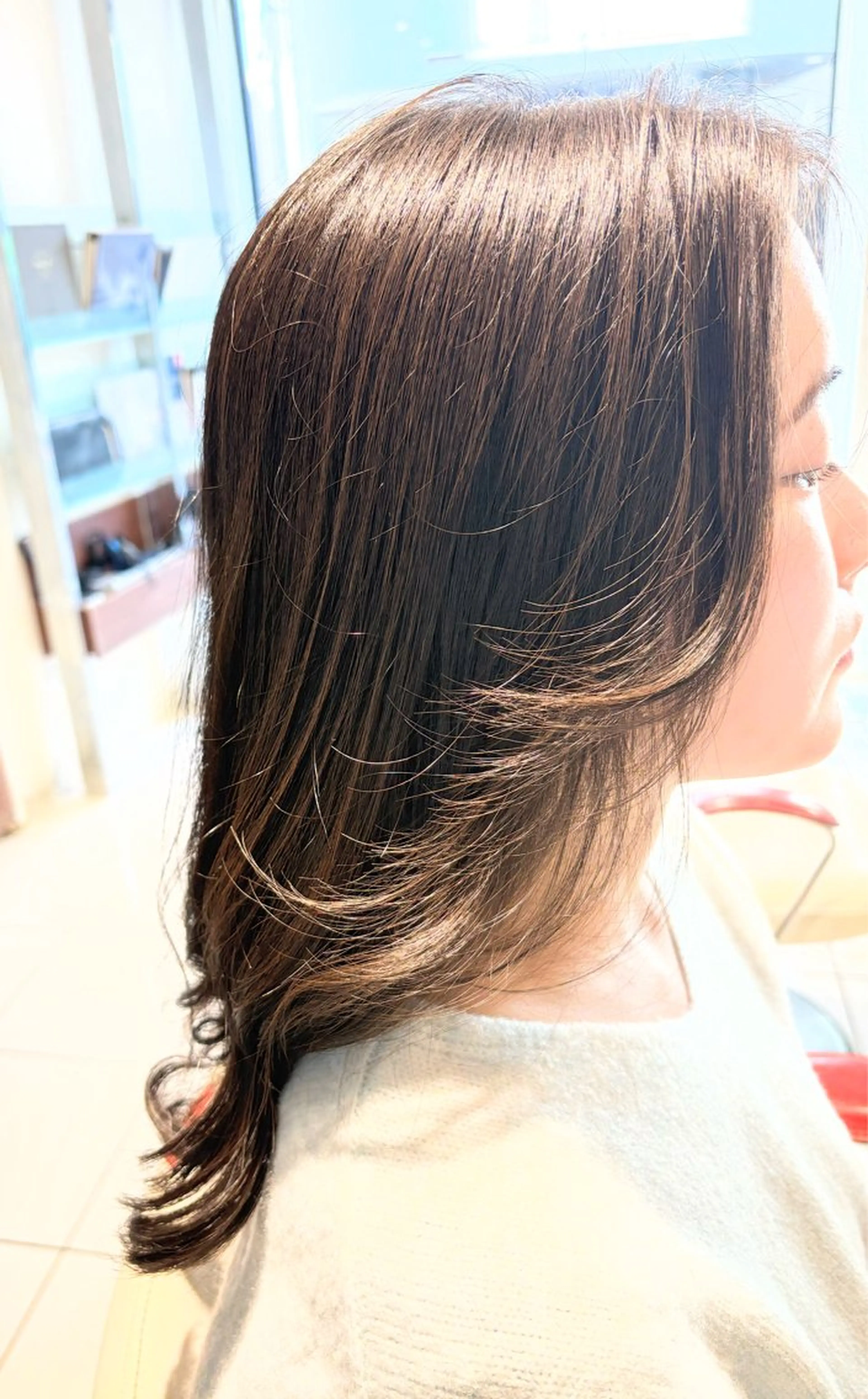 ロング ヨウコ YOKOのヘアスタイル