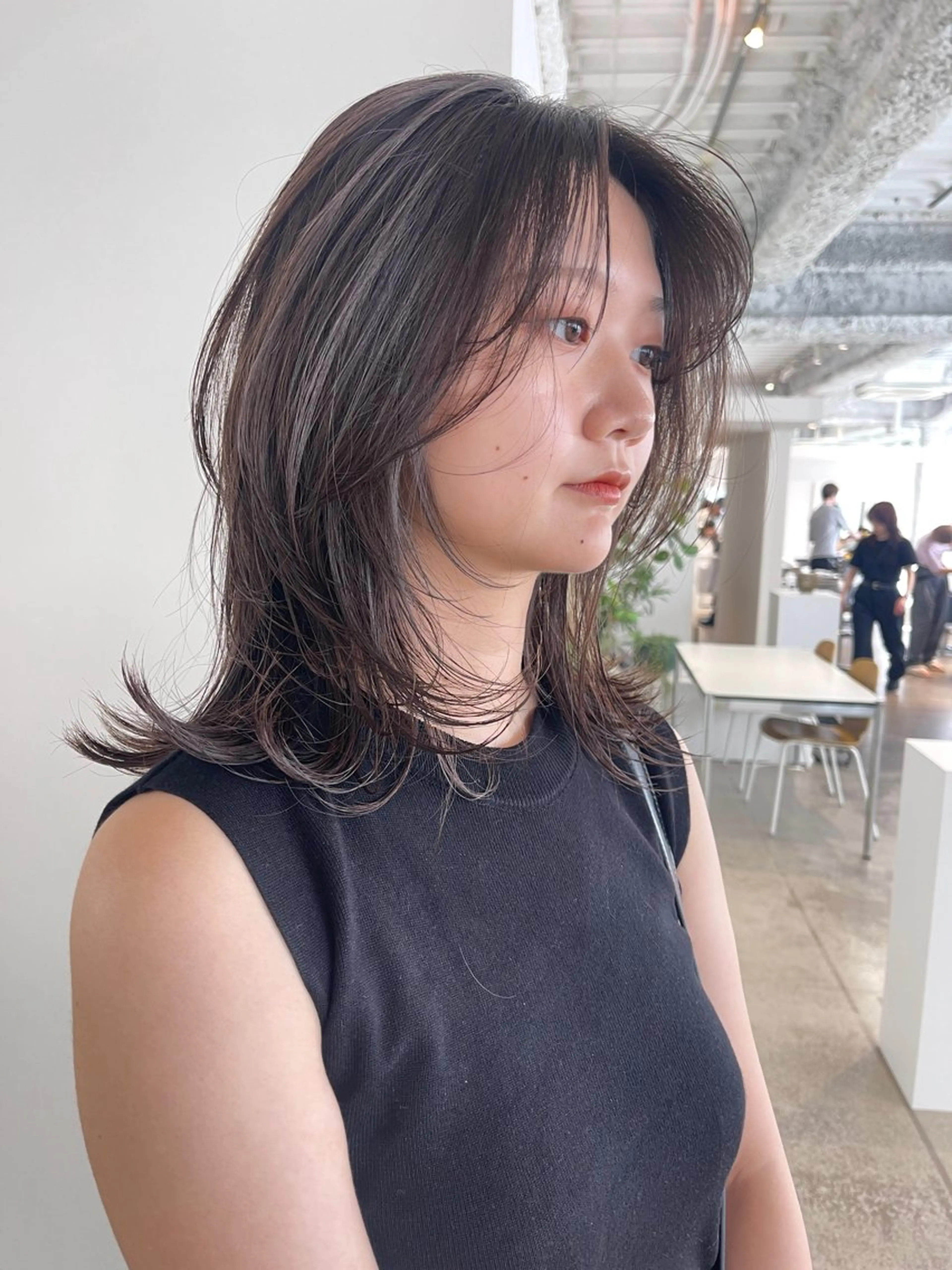 ミディアム カット ヘアカラー トリートメント oma　袮次金 鈴香のヘアスタイル