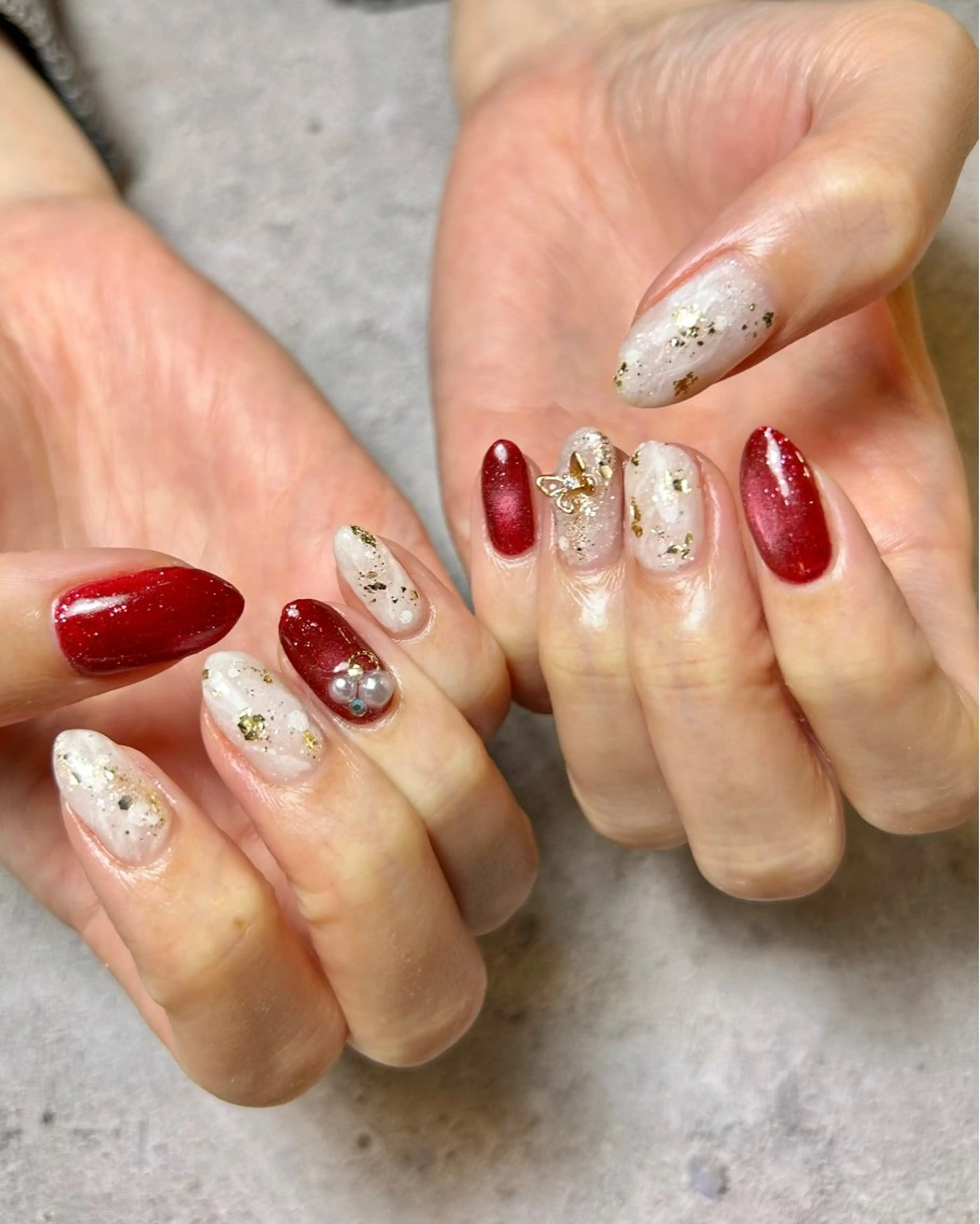 ネイル ニュアンスネイル 赤色 ハンドネイル Reflection marikoのネイルデザイン