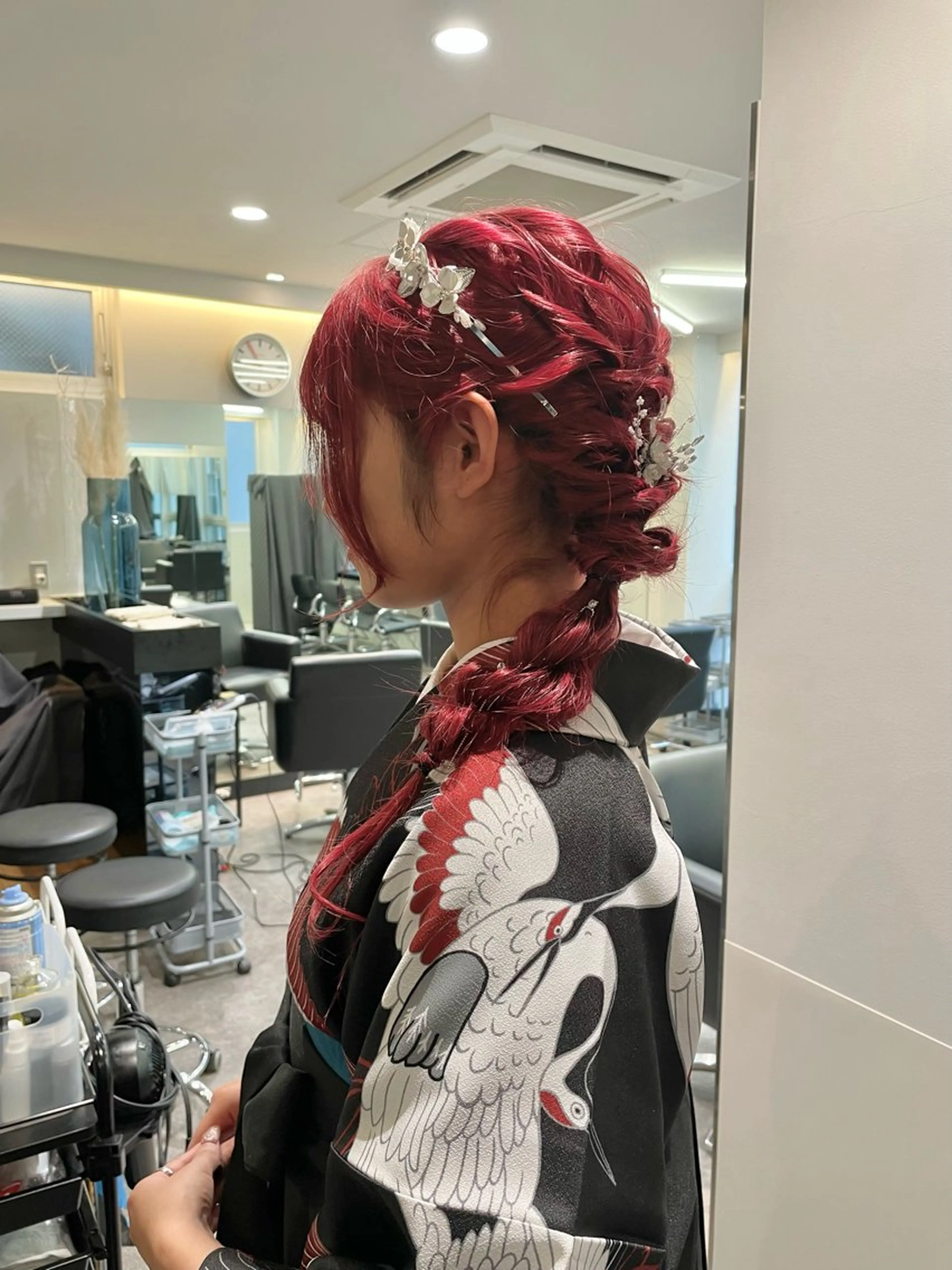 セミロング ヘアアレンジ 卒業式のヘアスタイル 着付け ダブルカラー🦖 /髪質改善⚡️しおりのヘアスタイル