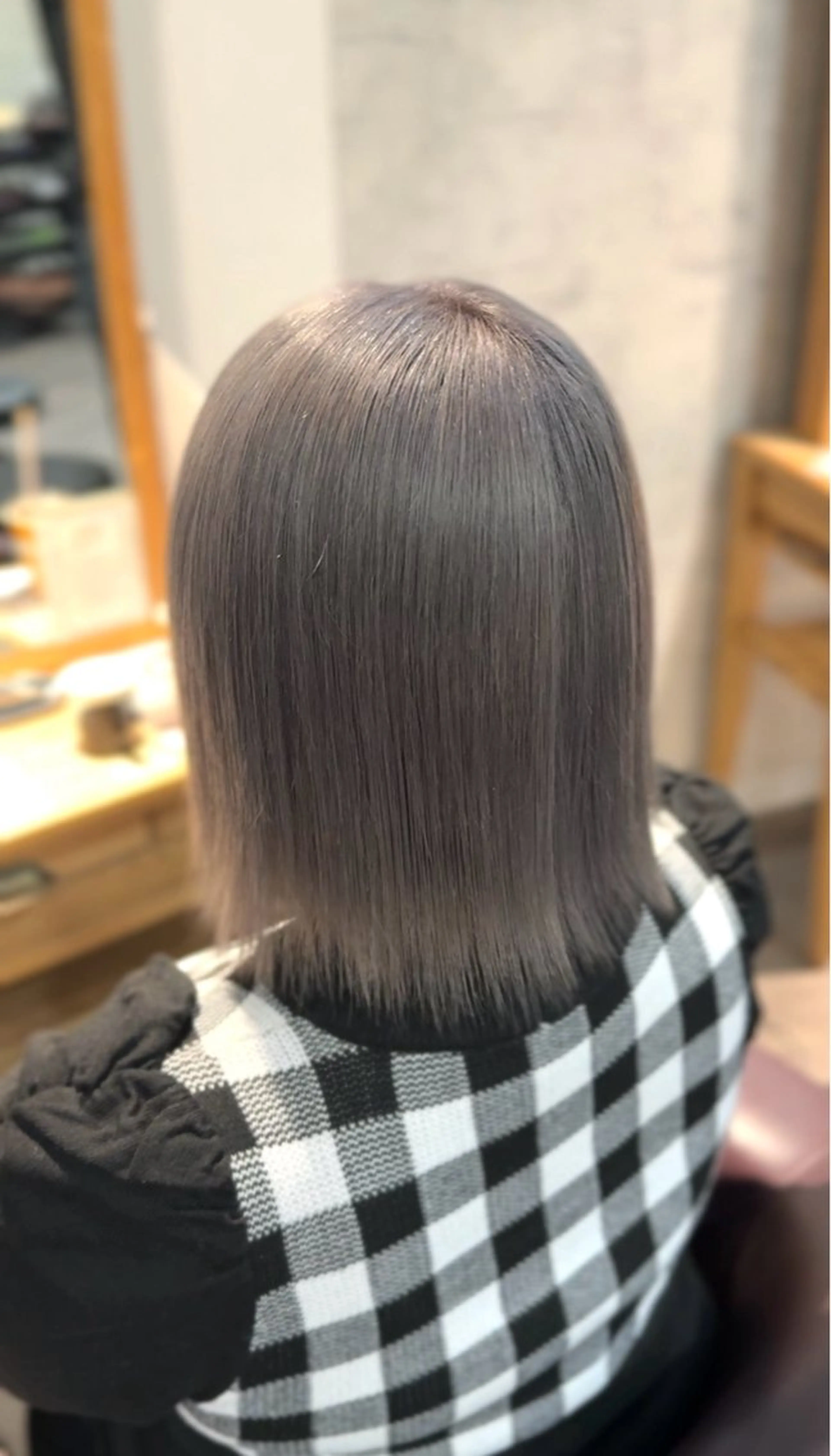ミディアム カラー カット ヘアカラー Afinar 乃空(ノア)のヘアスタイル