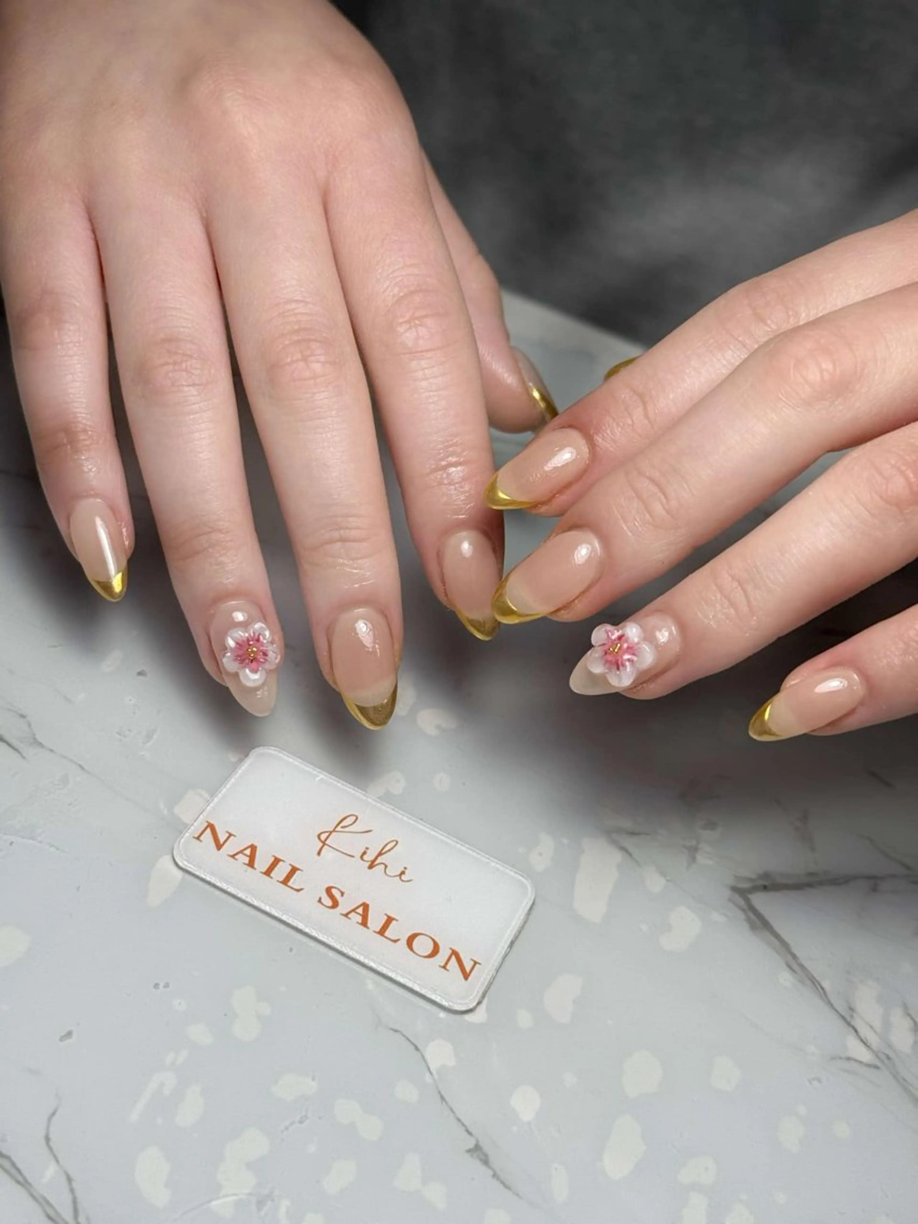 ネイル アートネイル フレンチネイル ジェルネイル グラデーション 韓国ネイル ハンドネイル 💕鈴木ユリ パラジェル/オフ無料のネイルデザイン