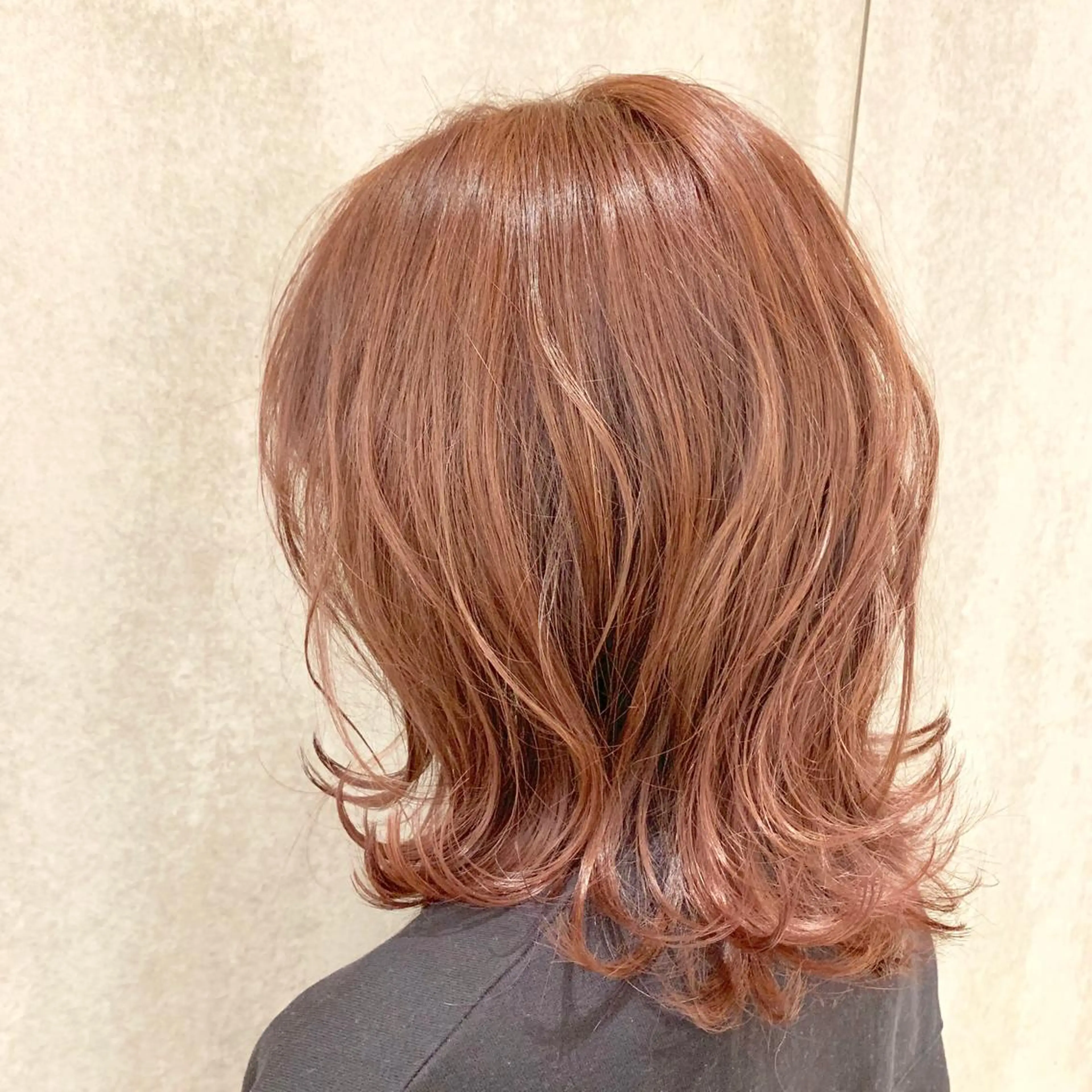 カラー ピンクカラー ルームスつかしん店所属・宮村 勇希のヘアスタイル