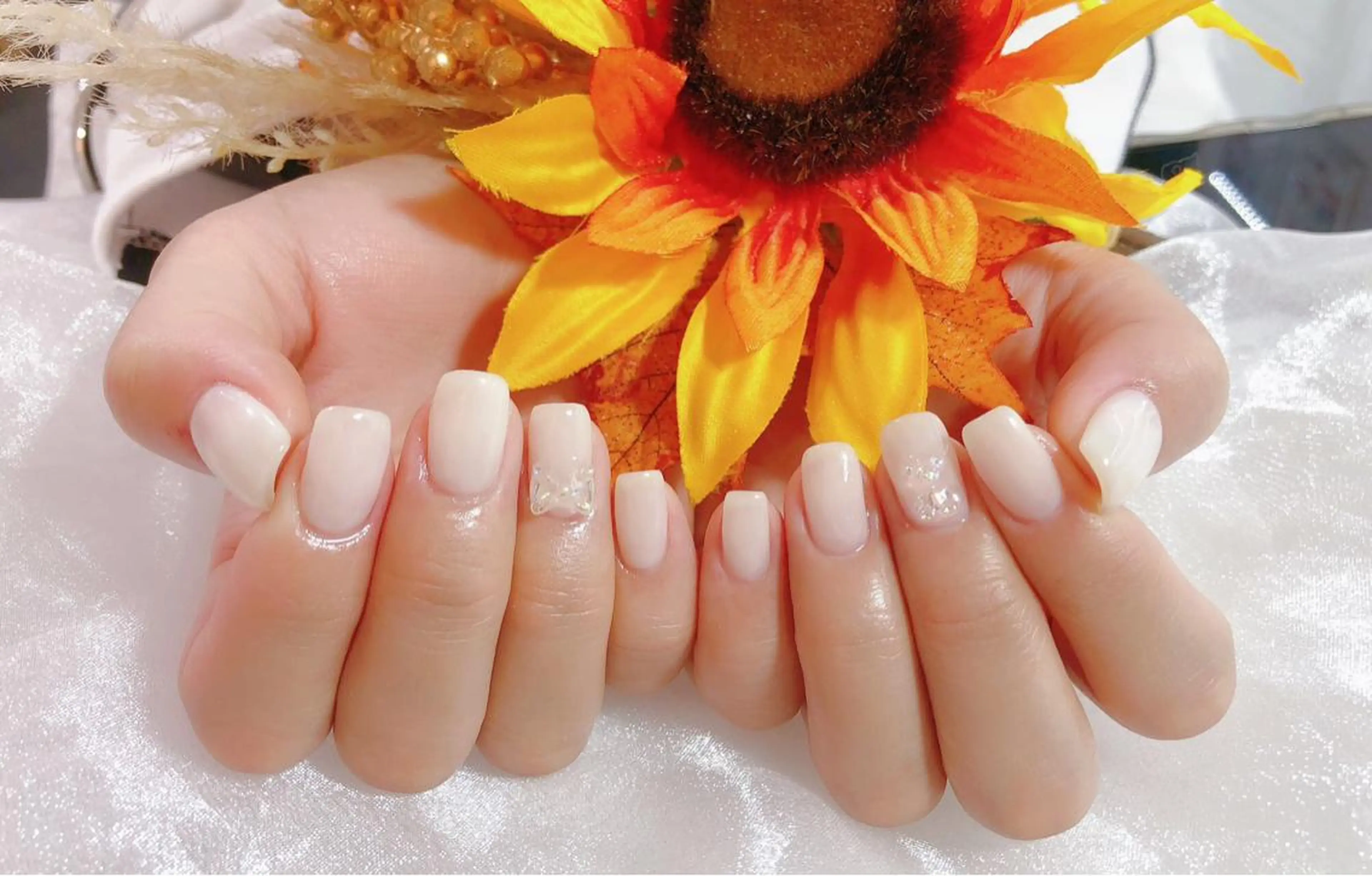 ネイル ハンドネイル VIVIAN リサのネイルデザイン