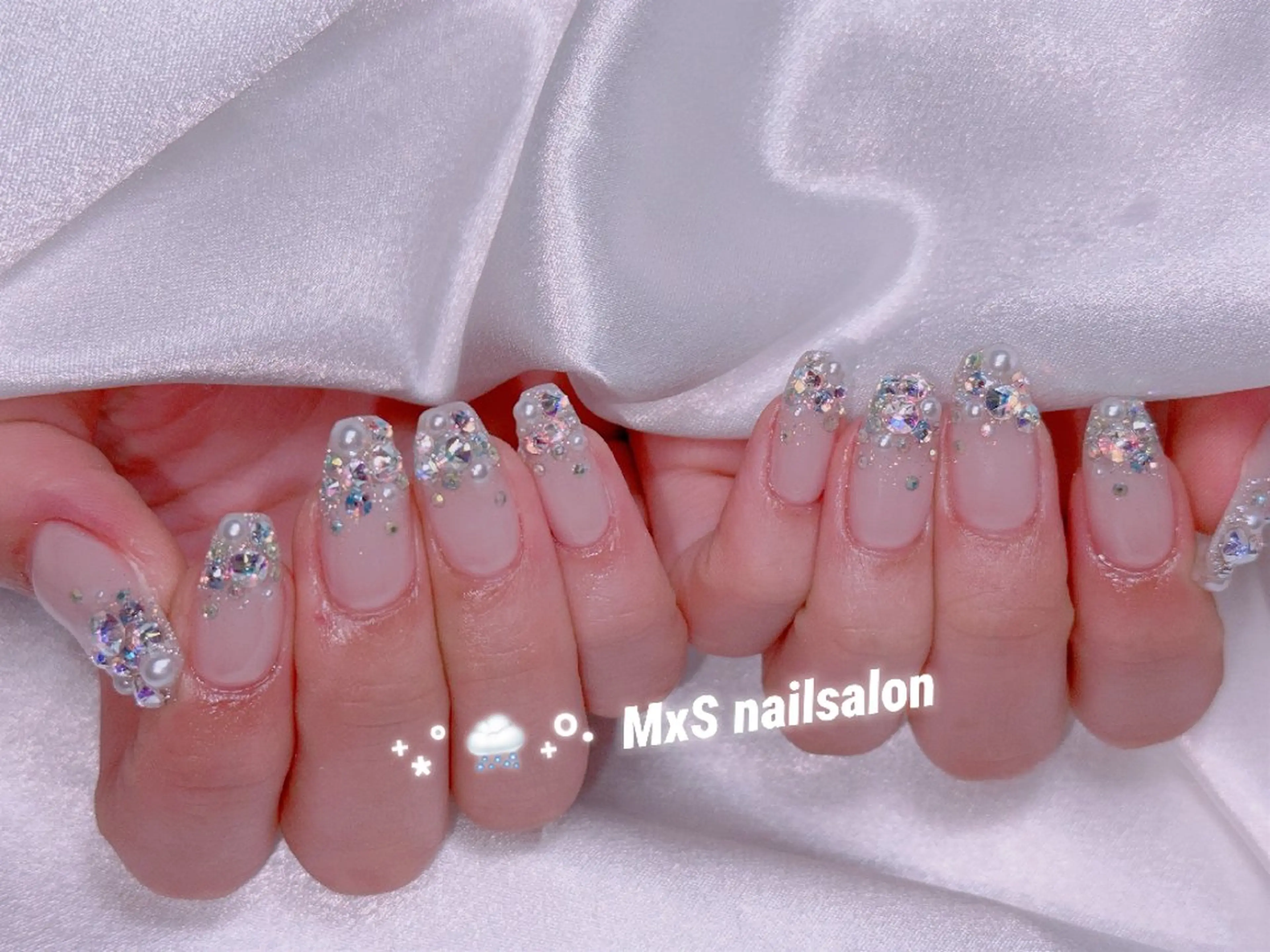 ネイル アートネイル フラッシュネイル フラッシュマグ フットネイル ジェルネイル ハンドネイル ハンドケア MxS Nail(長さだし/フィルイン/マグネット/韓国ネイル/ワンホンネイル/ワンカラー)所属・MxS リィリィのネイルデザイン