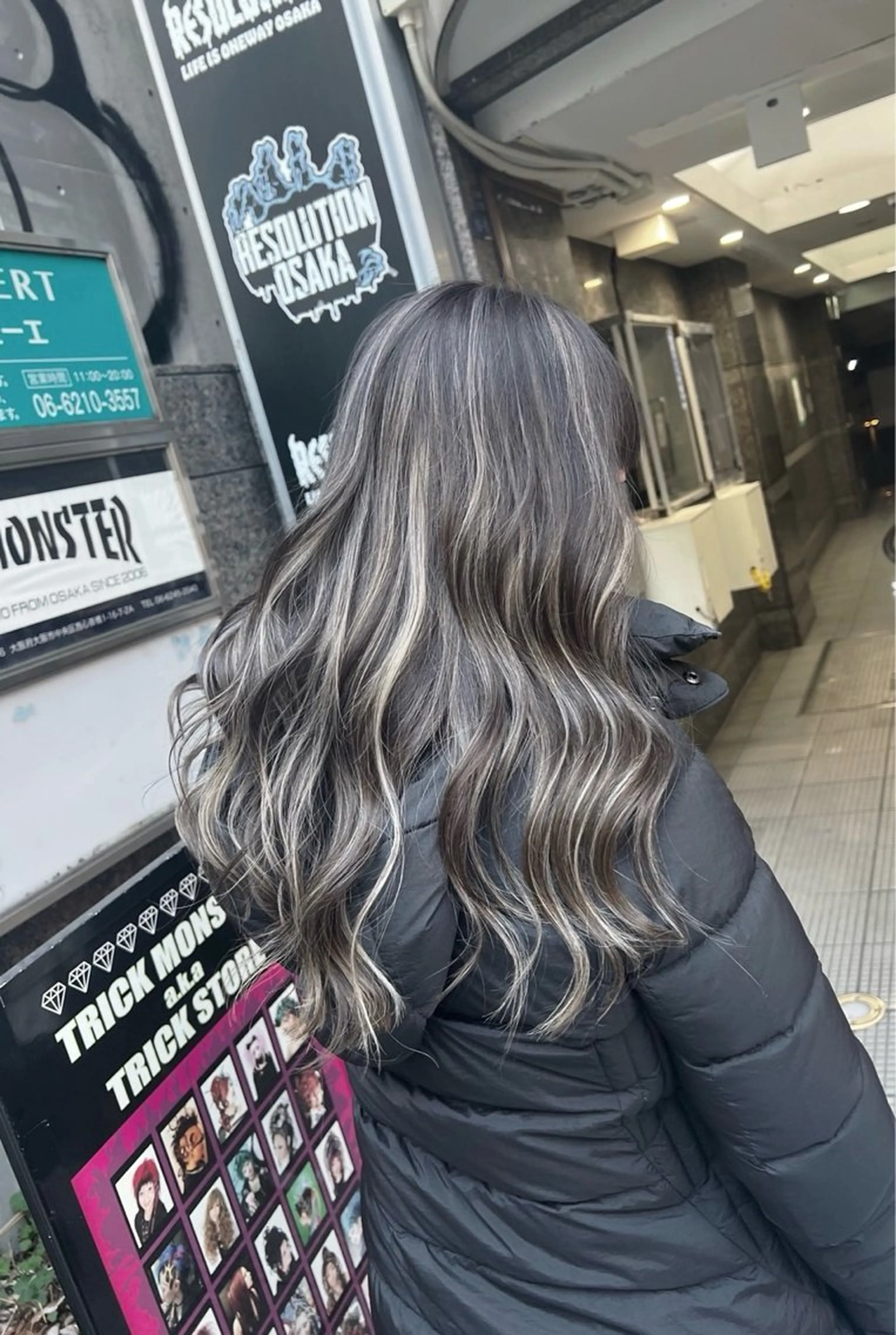 ロング カラー ダークグレー ダークグレージュ グレージュ ハイライトカラー ハイライト ヘアカラー トリートメント ROBIN所属・指名数No.1 /NAOYAのヘアスタイル